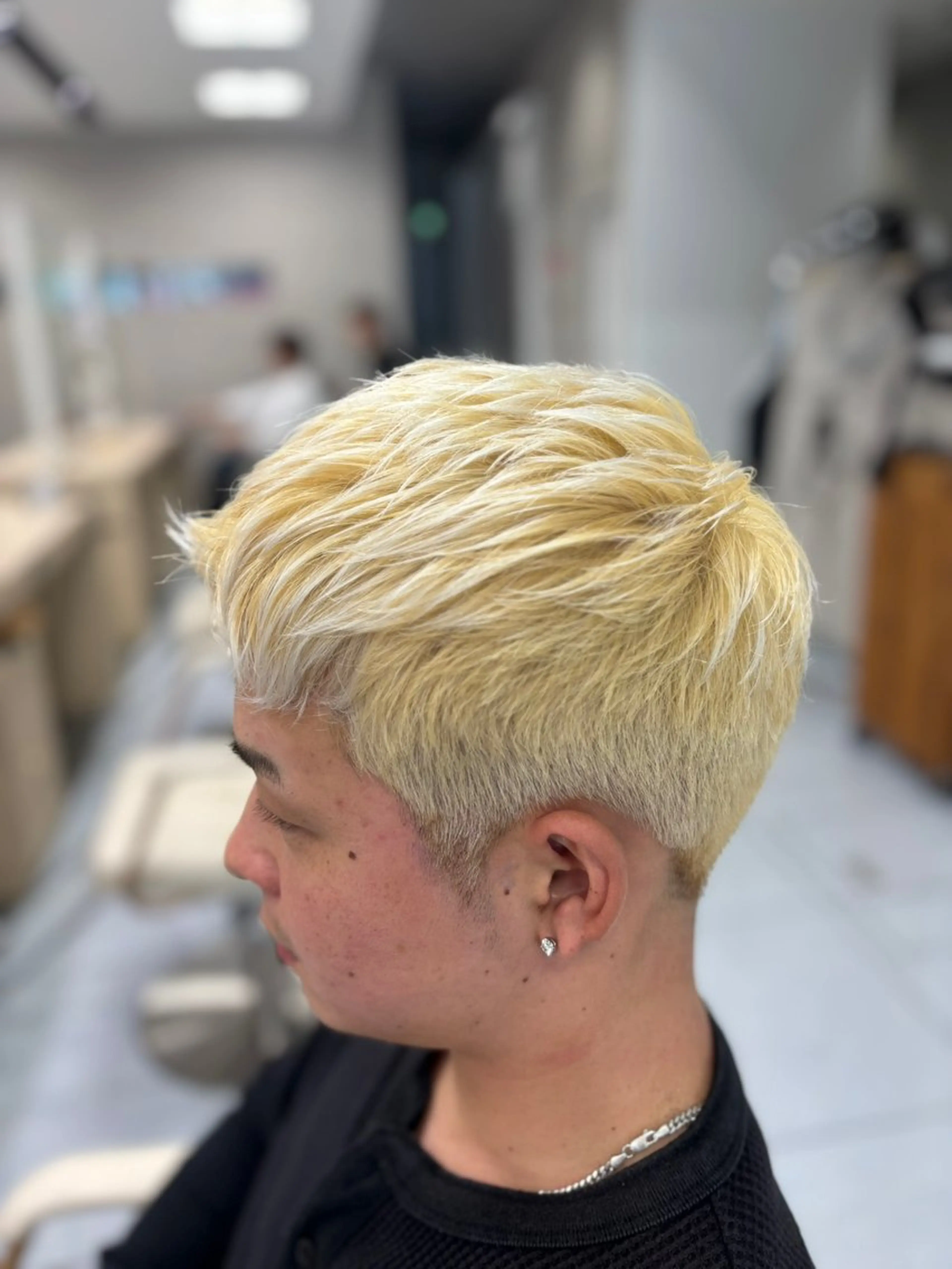 ショート カラー メンズ ヘアカラー メンズ特化韓国風 パーマスタイル/りんのヘアスタイル