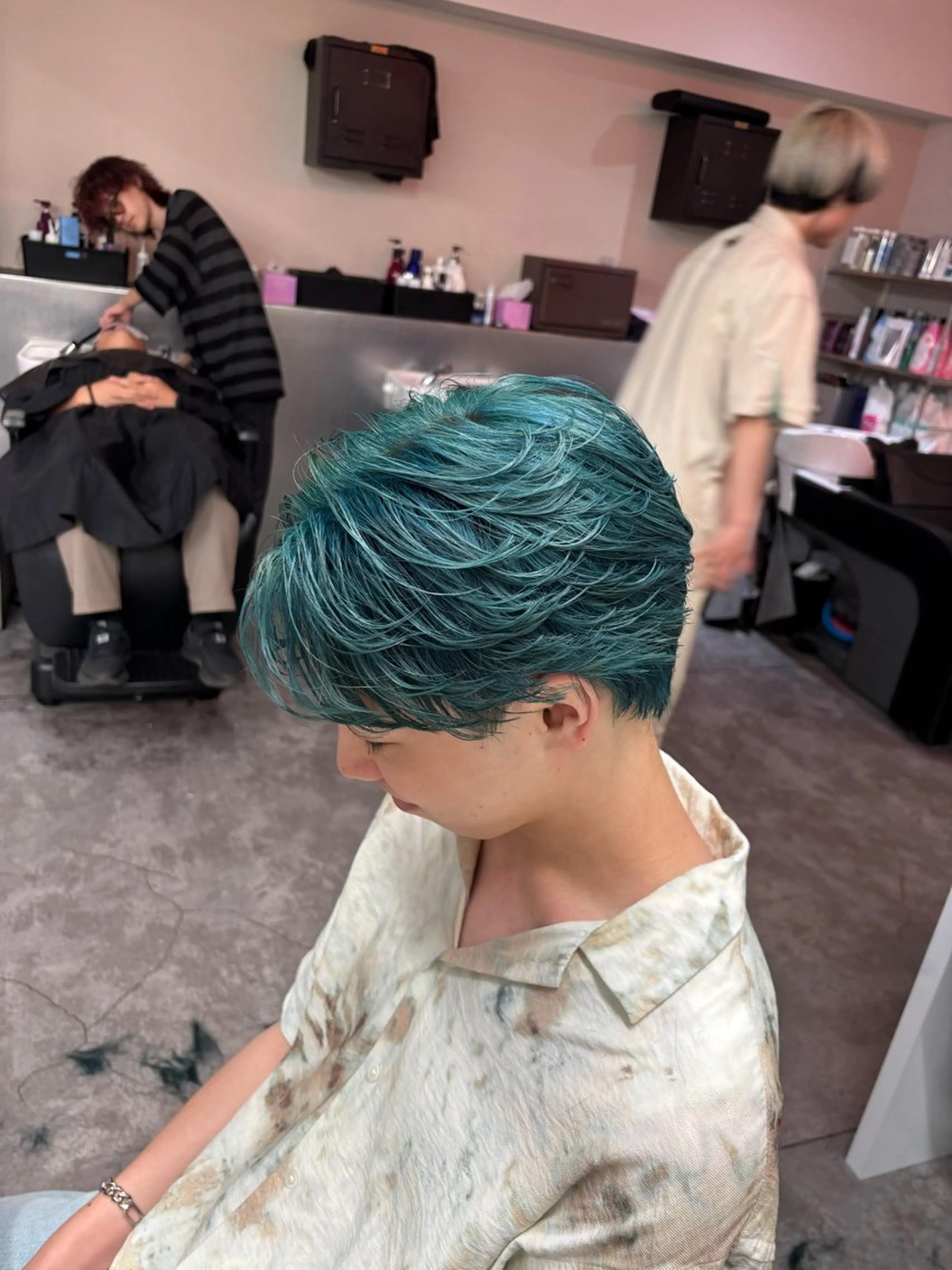 カラー メンズ カット ヘアカラー メンズ特化✨️ 韓国風パーマ🔥一八のヘアスタイル