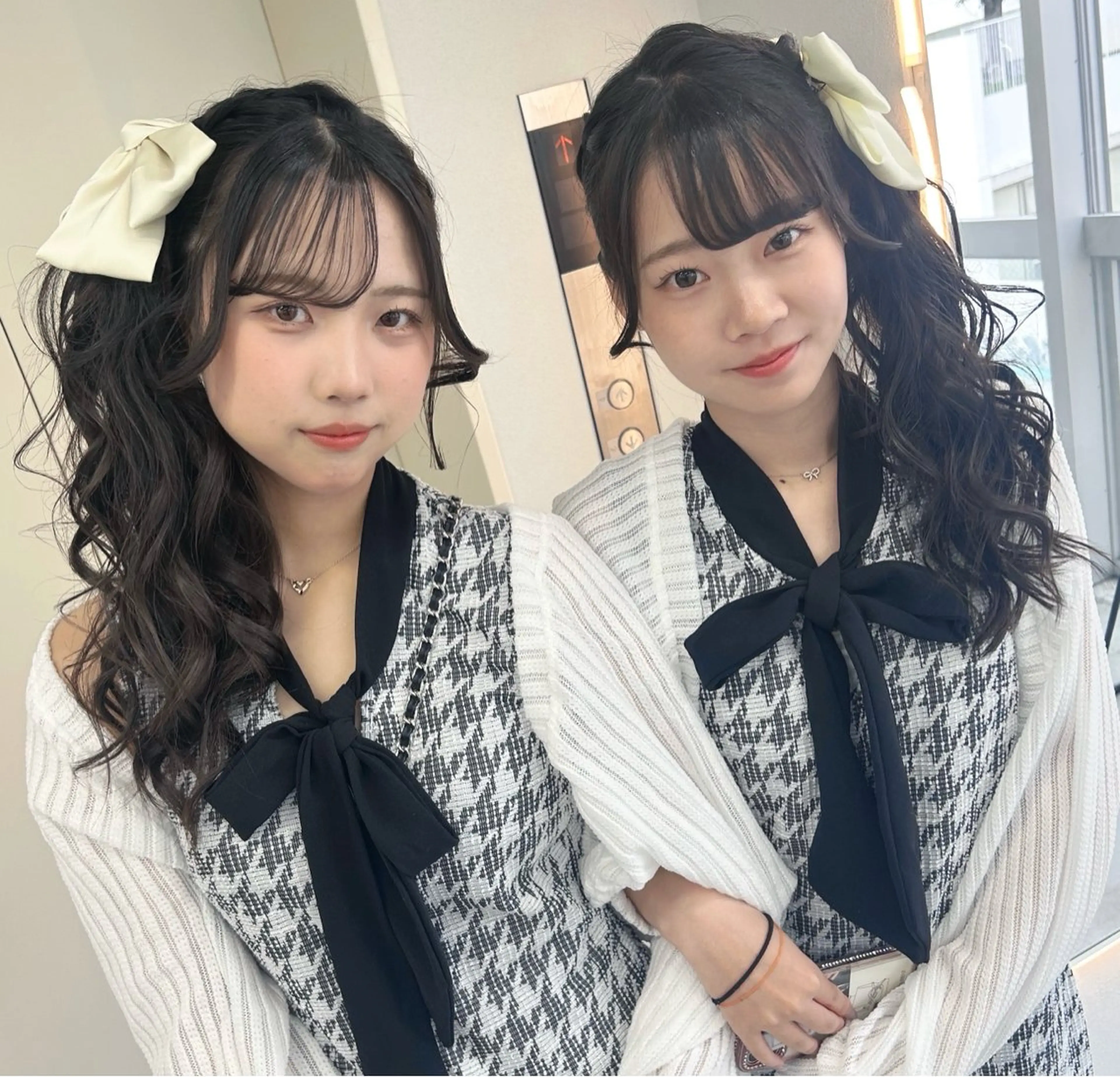 ロング ヘアアレンジ ヘアセット Gisel みらののヘアスタイル