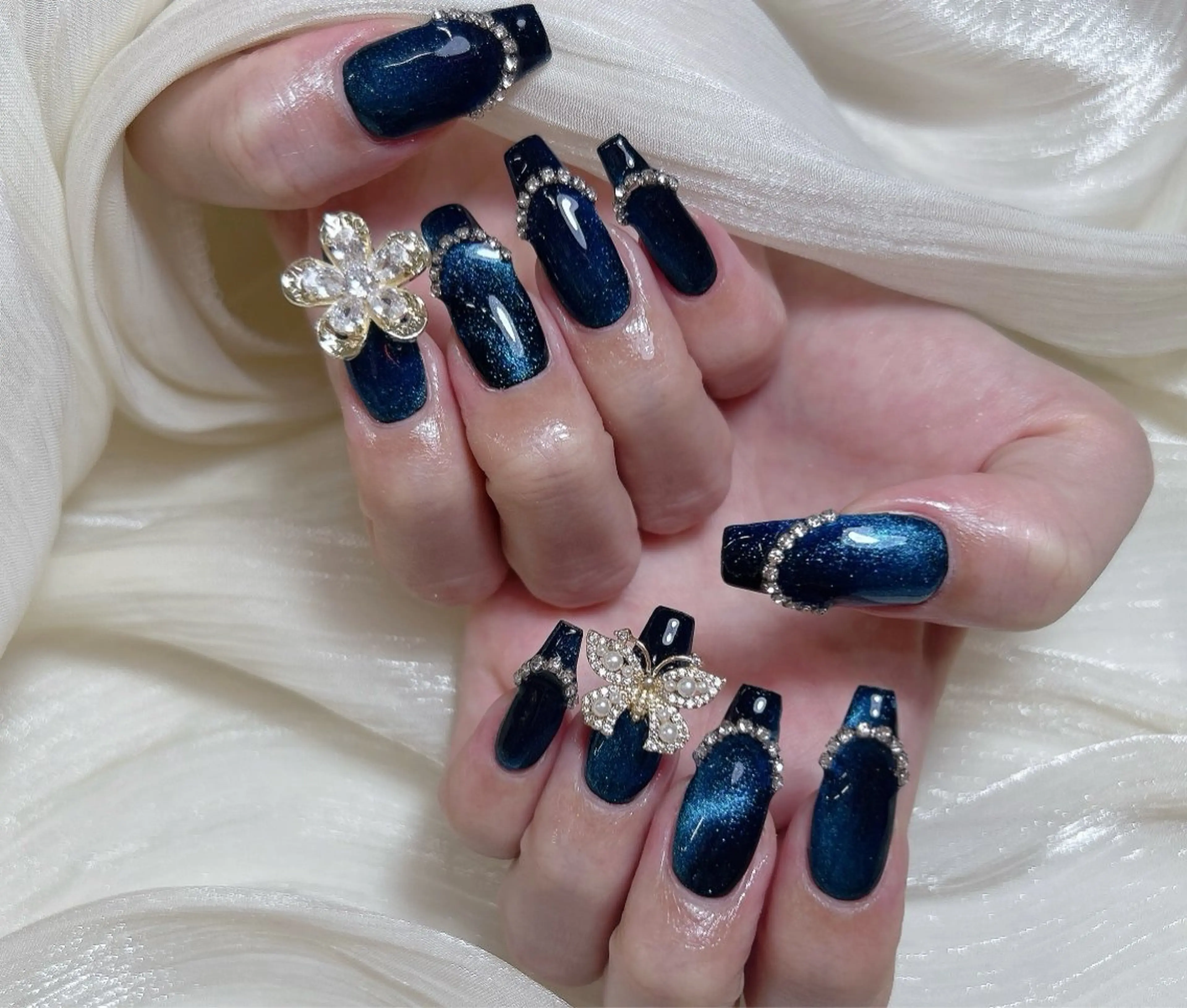 ネイル C Cのネイルデザイン