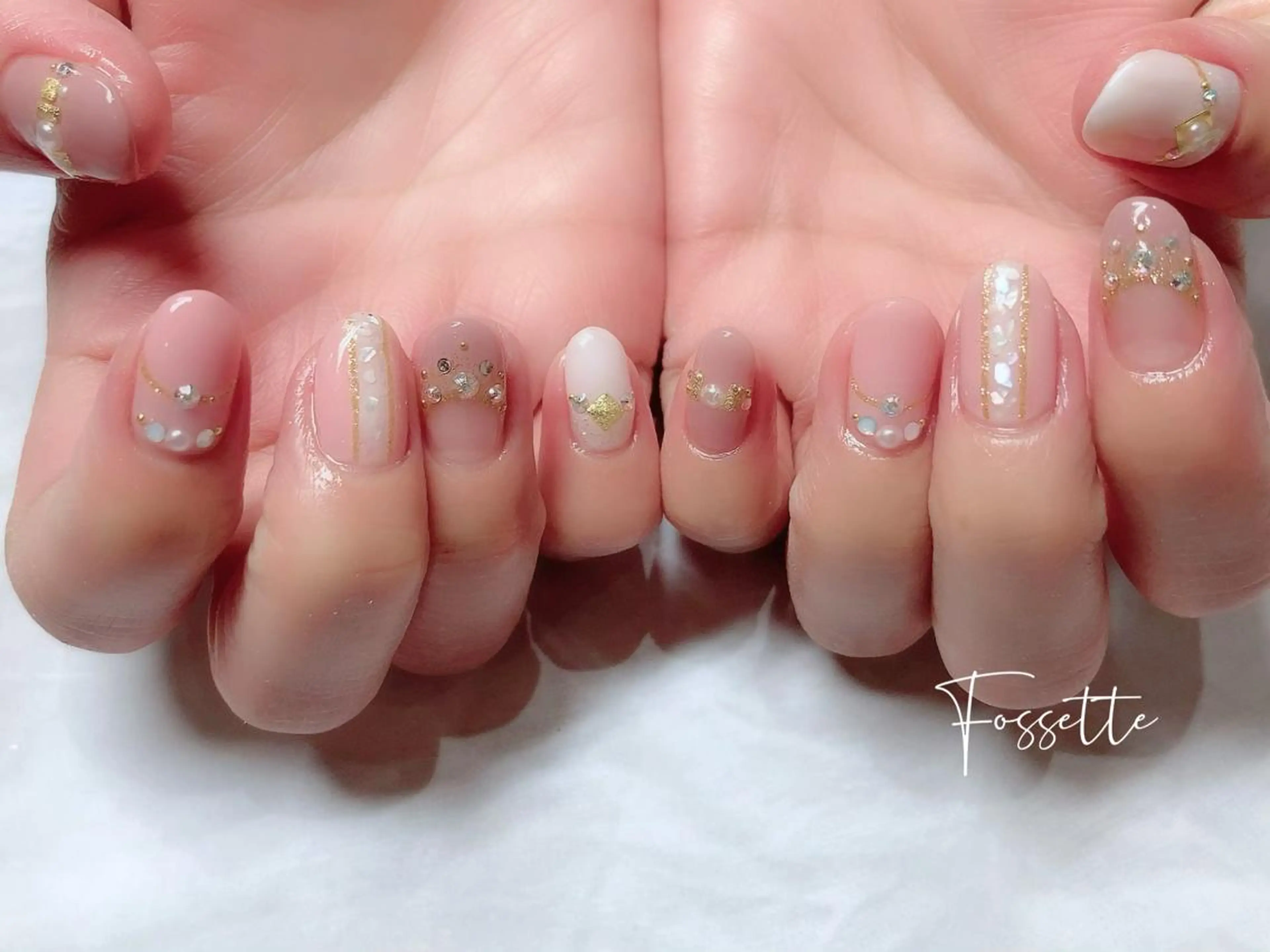 ネイル キラキラネイル ピンク nailsalon Fossetteのネイルデザイン