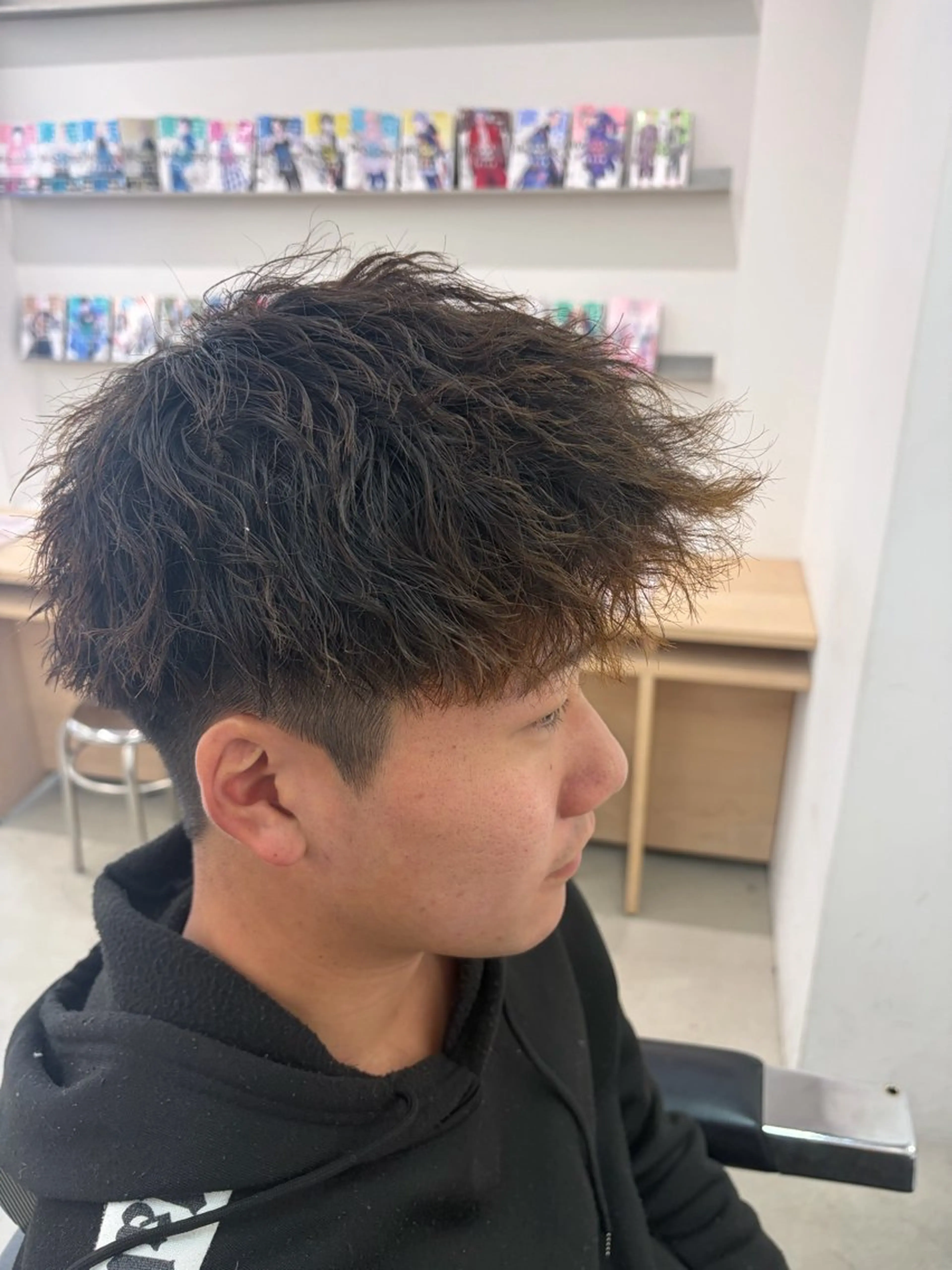 ショート メンズ パーマ 長谷川 隆之介のヘアスタイル