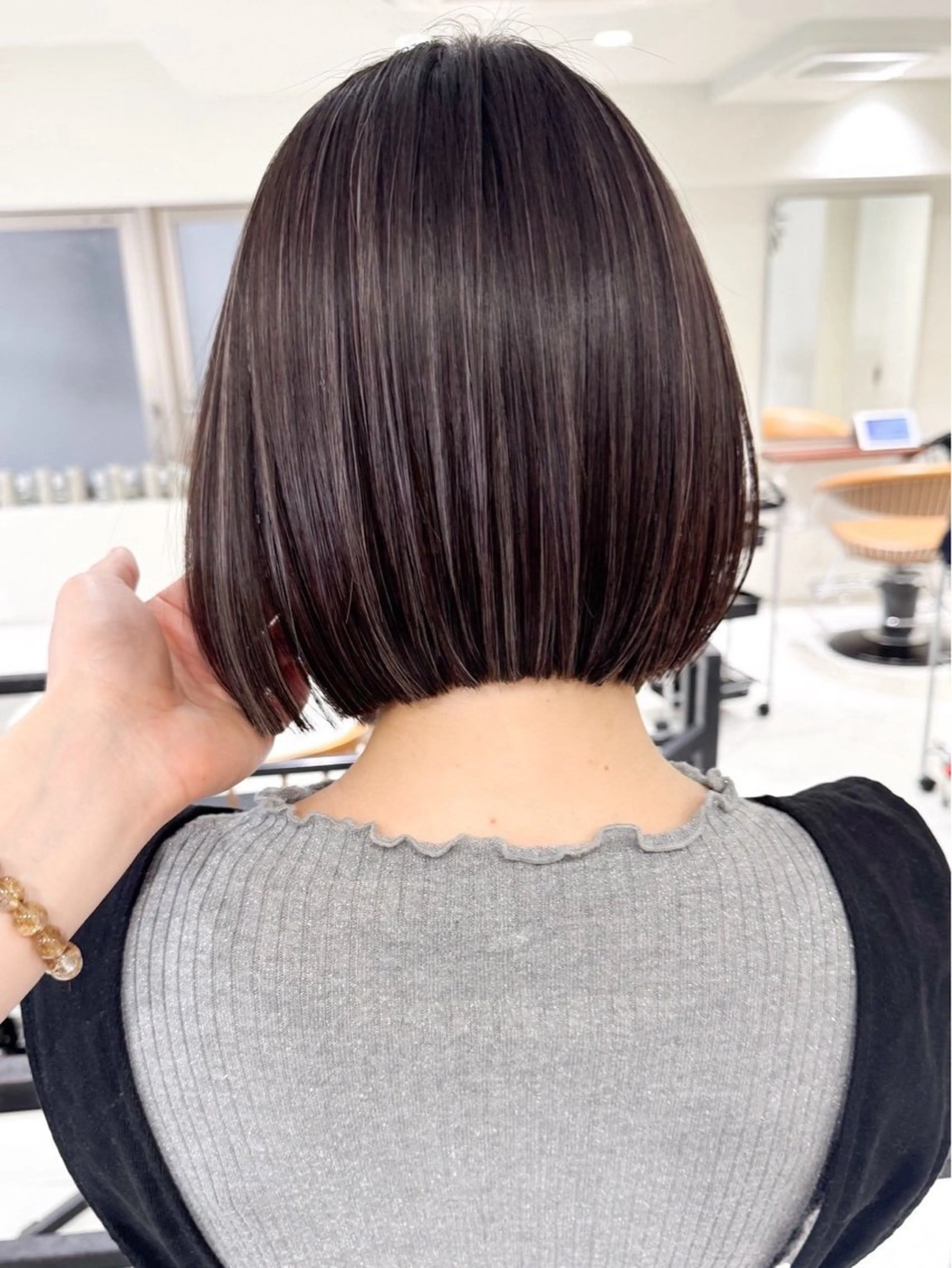 ショート カラー ヘアアレンジ 透明感カラー ハイライトカラー ボブ ハイライト ヘアカラー 🫧透明感カラー/ 艶カラー🫧namiのヘアスタイル