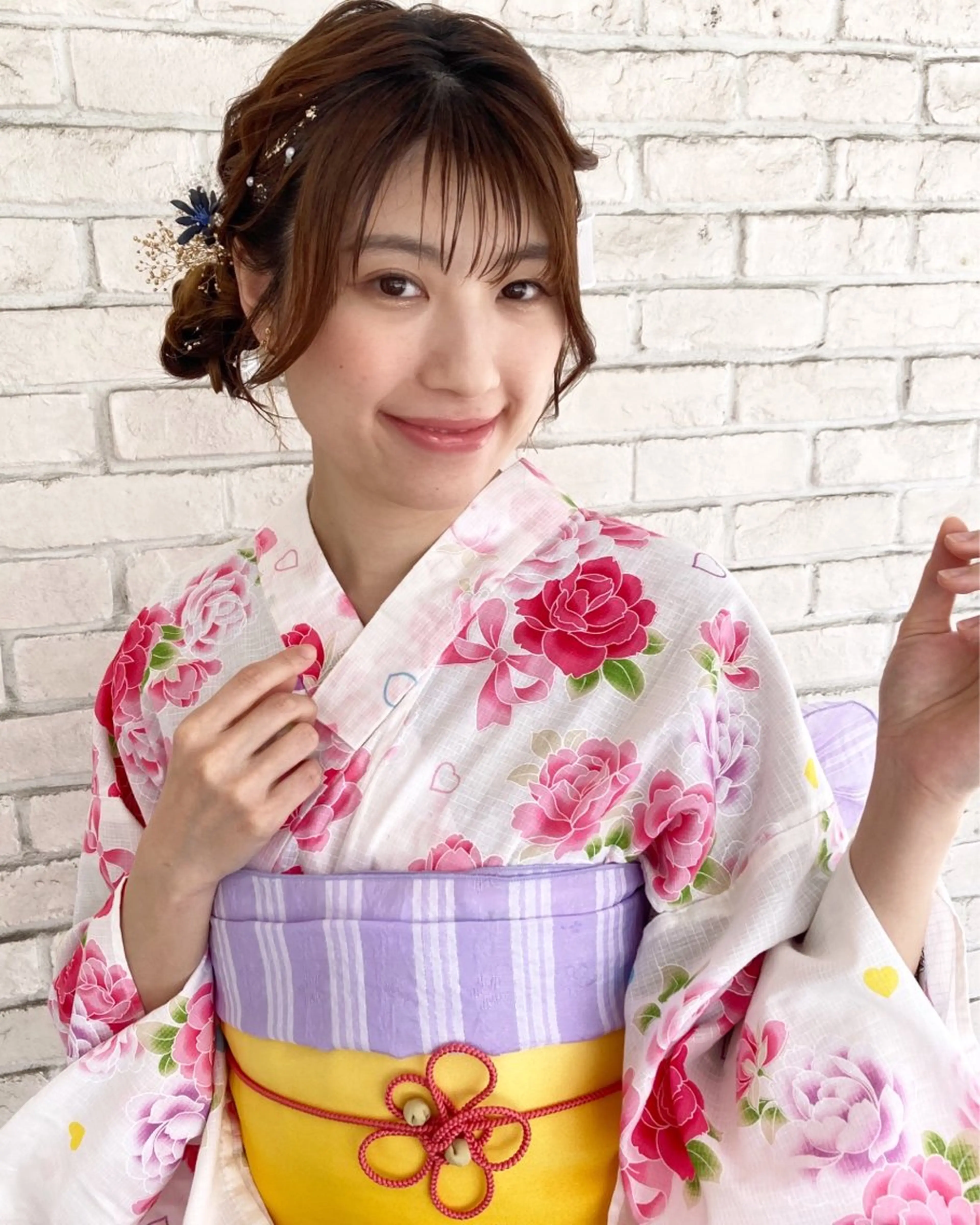 ヘアアレンジ 浴衣 着付け あやかショート 白髪ぼかしのヘアスタイル