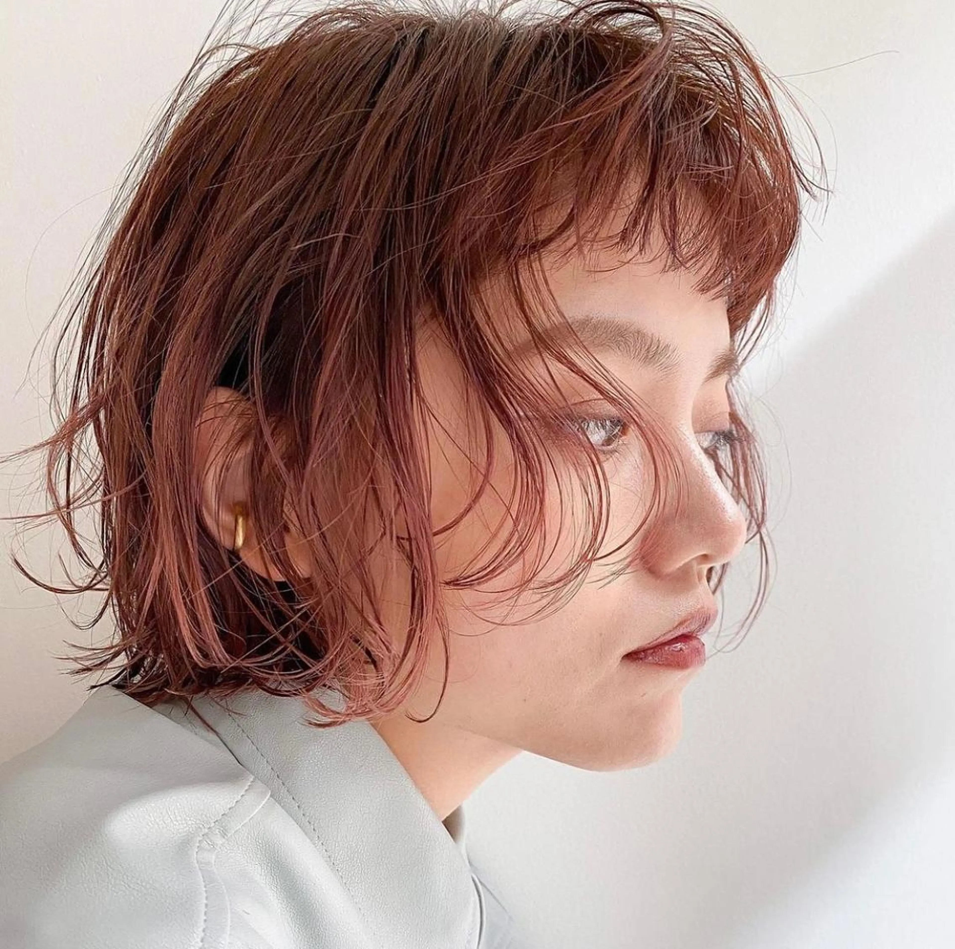 ショート カラー パーマ ヘアアレンジ ブラウンカラー ハイライトカラー ピンクカラー ピンクブラウン ハイライト インナーカラー/ KANAのヘアスタイル