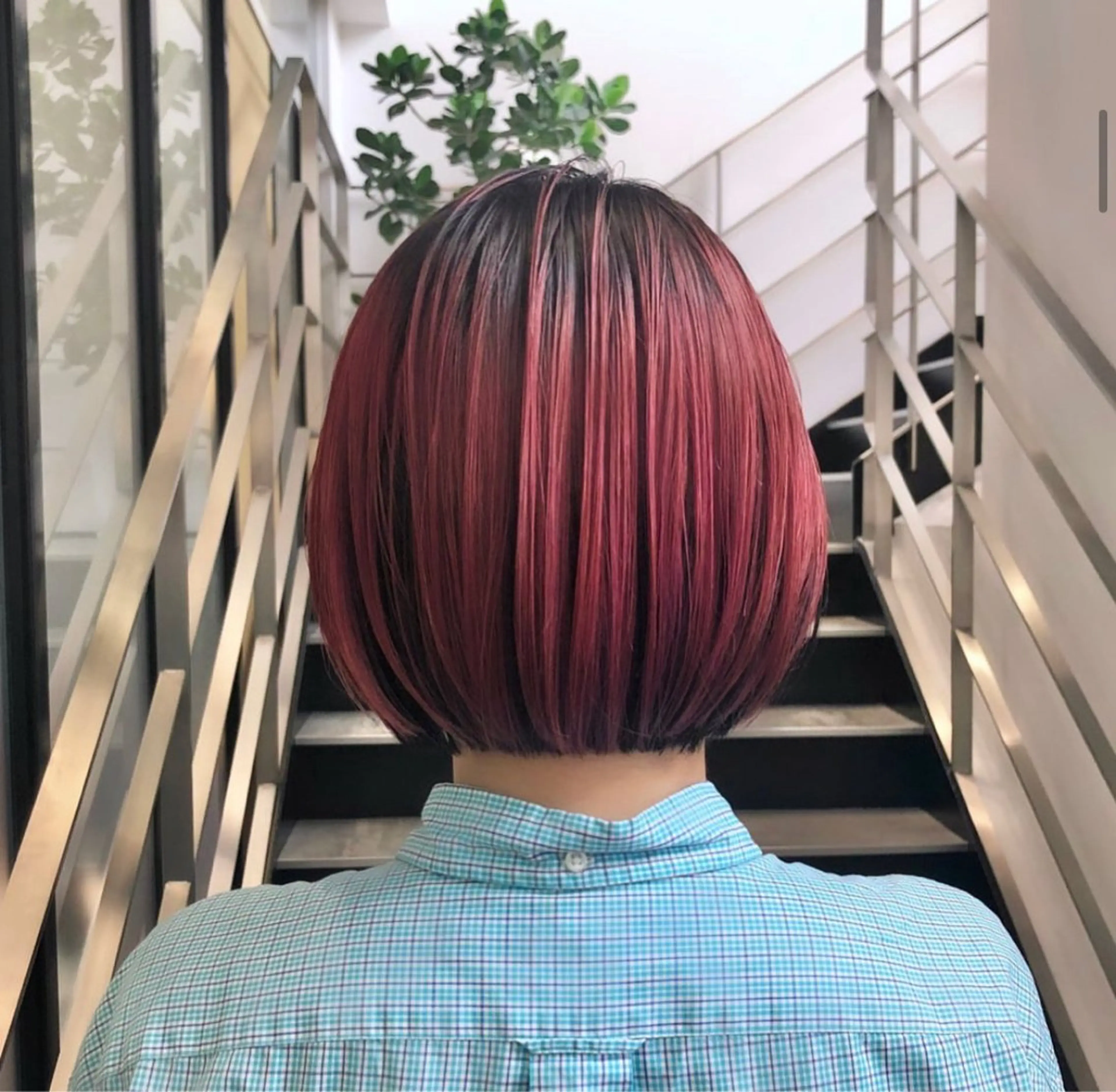 ミディアム カラー パーマ ヘアアレンジ ボルドーカラー レッドカラー ボブ ヘアカラー stylist 🎀 kanaのその他イメージ