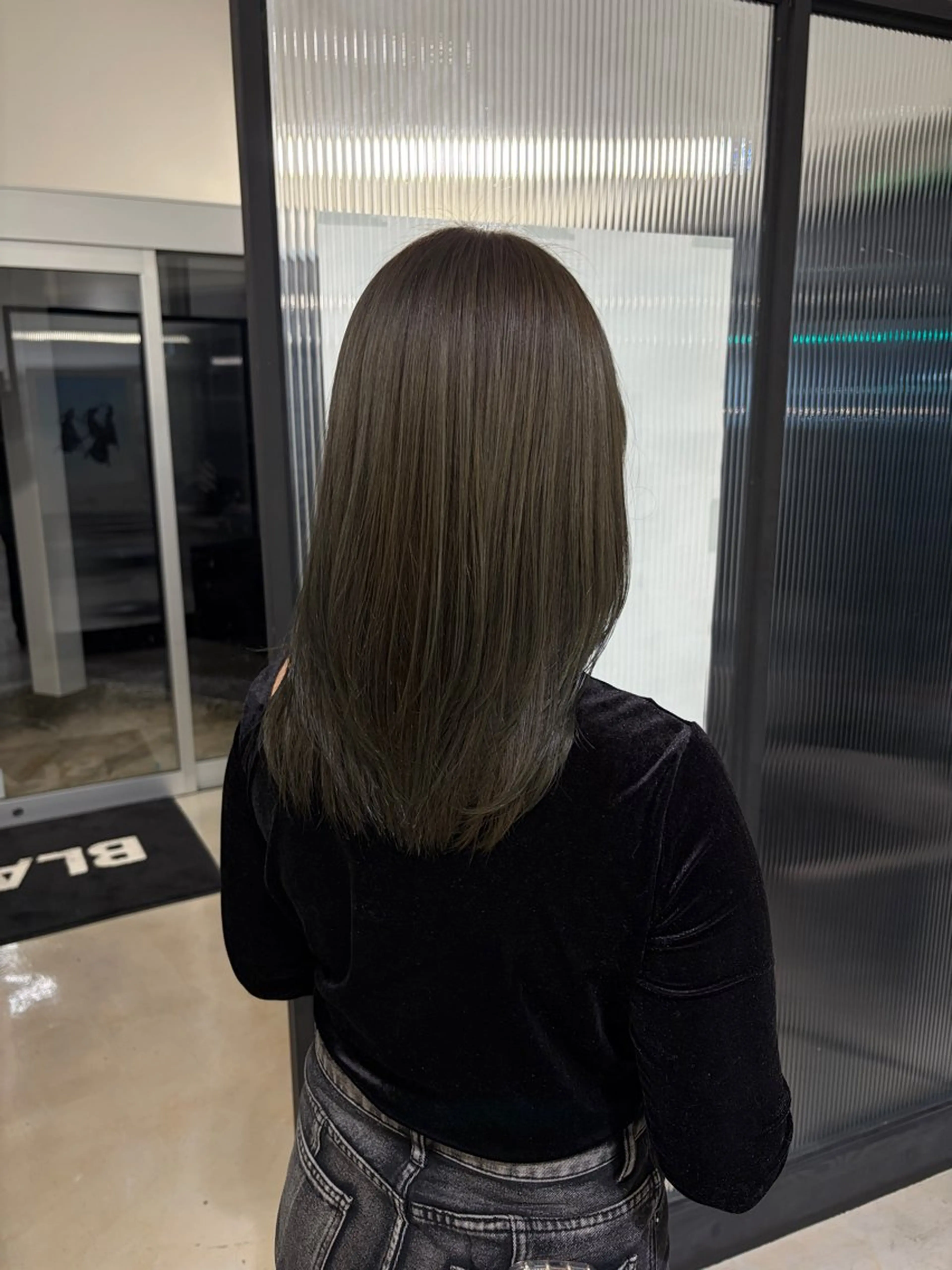 セミロング カラー カット カット／ブリーチ🐏 モデル募集中 ナナホのヘアスタイル