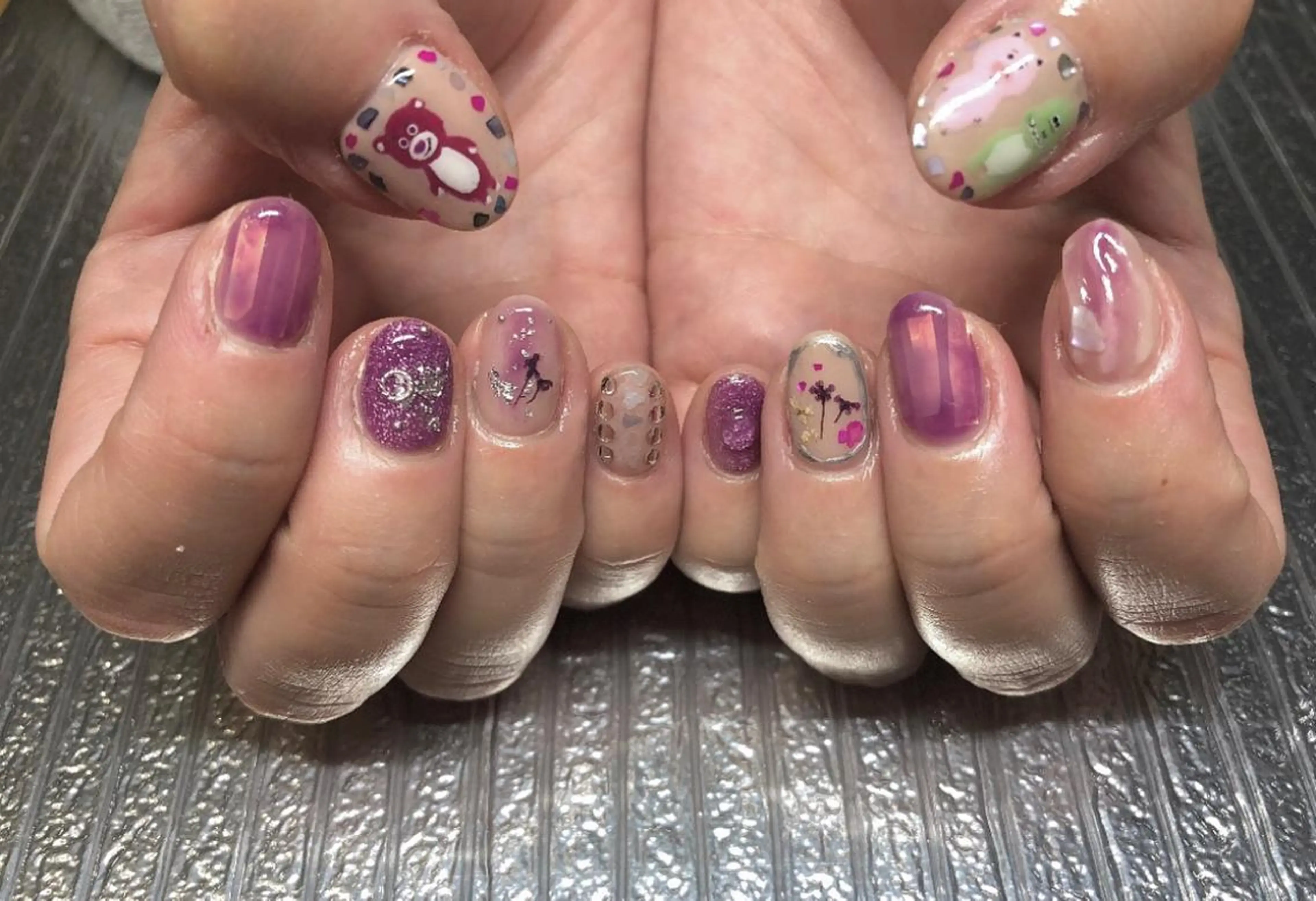 ネイル パラあり！フィルイン 美フォルムのネイルデザイン