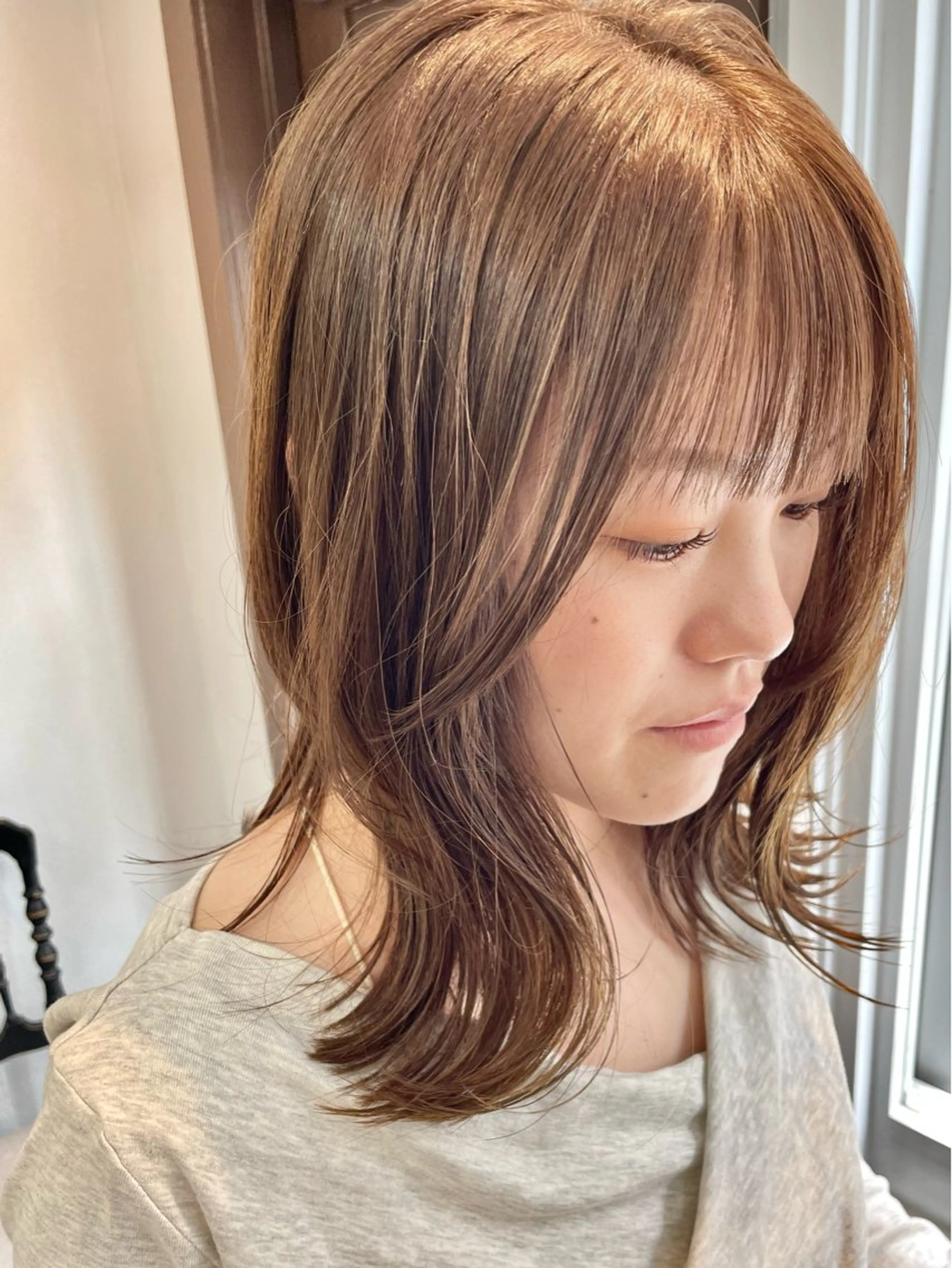 セミロング カラー 🌼似合わせカット 🌼おぎの みき🌼のヘアスタイル