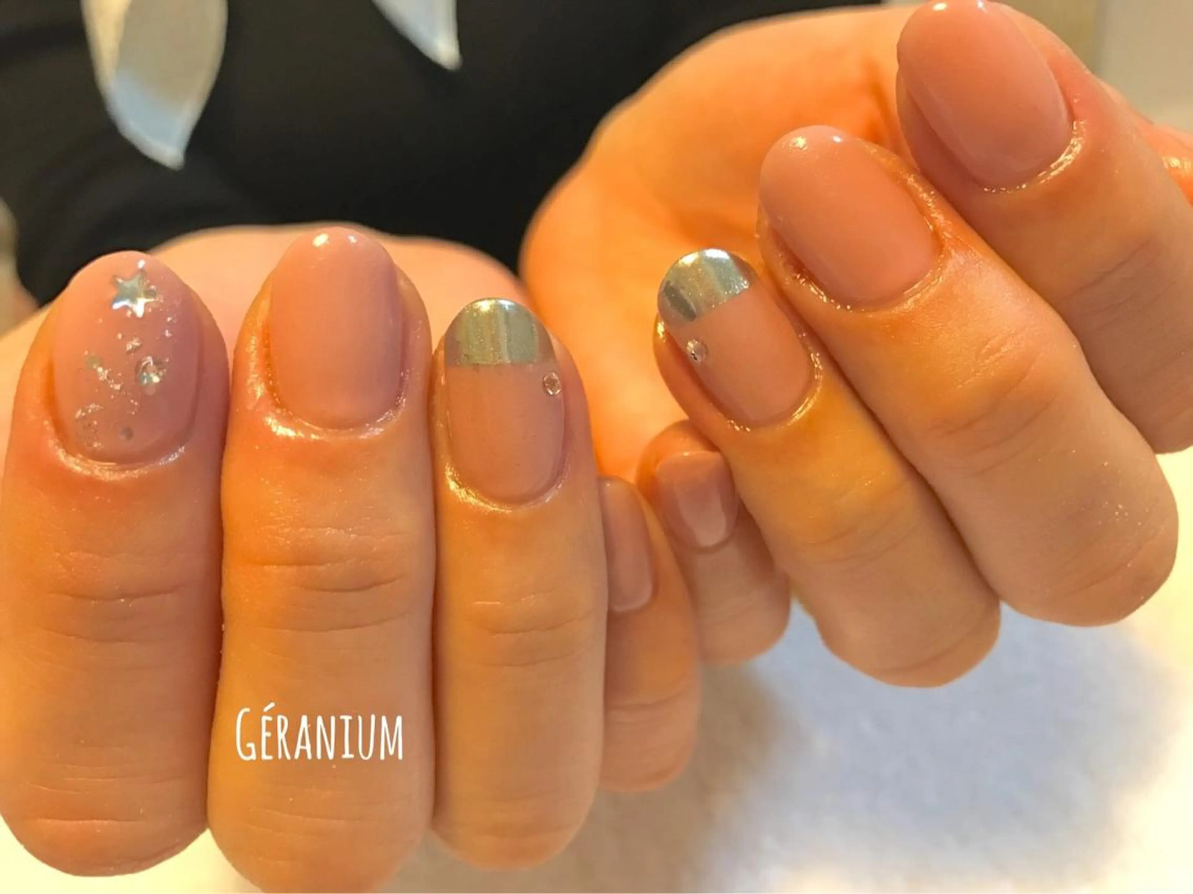 ネイル オフィスネイル GéRanium Harukaのネイルデザイン