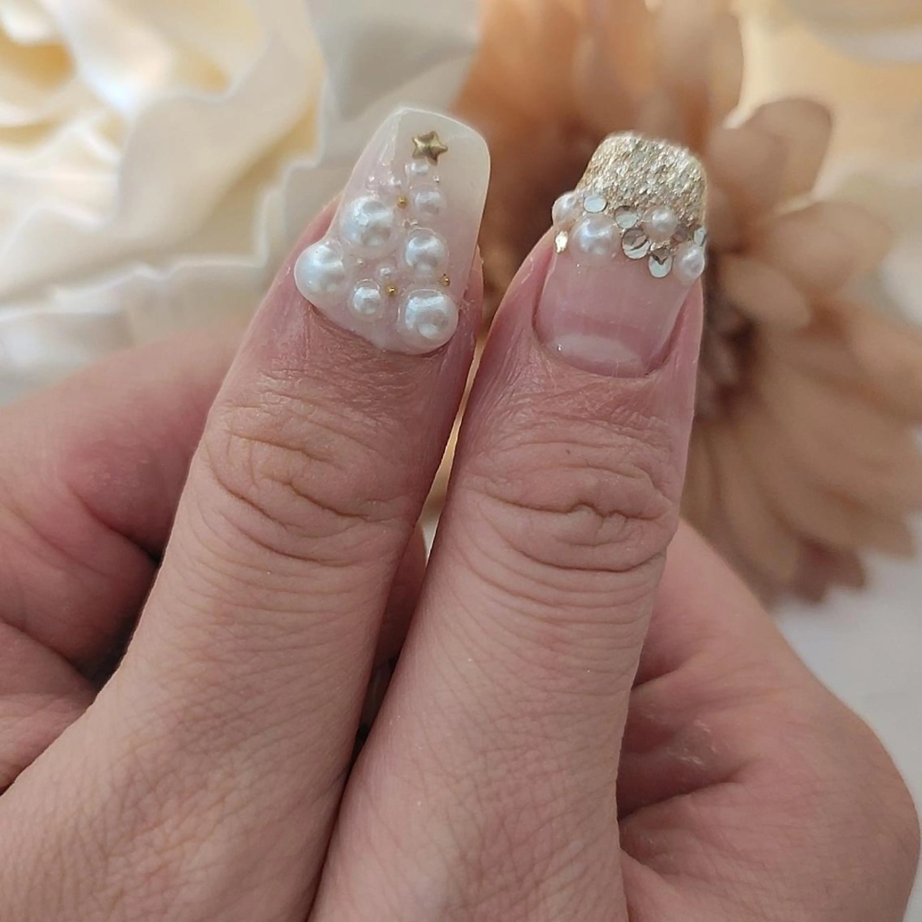 ネイル ハンドネイル RUNWAY 　　の眉毛・アイブロウイメージ