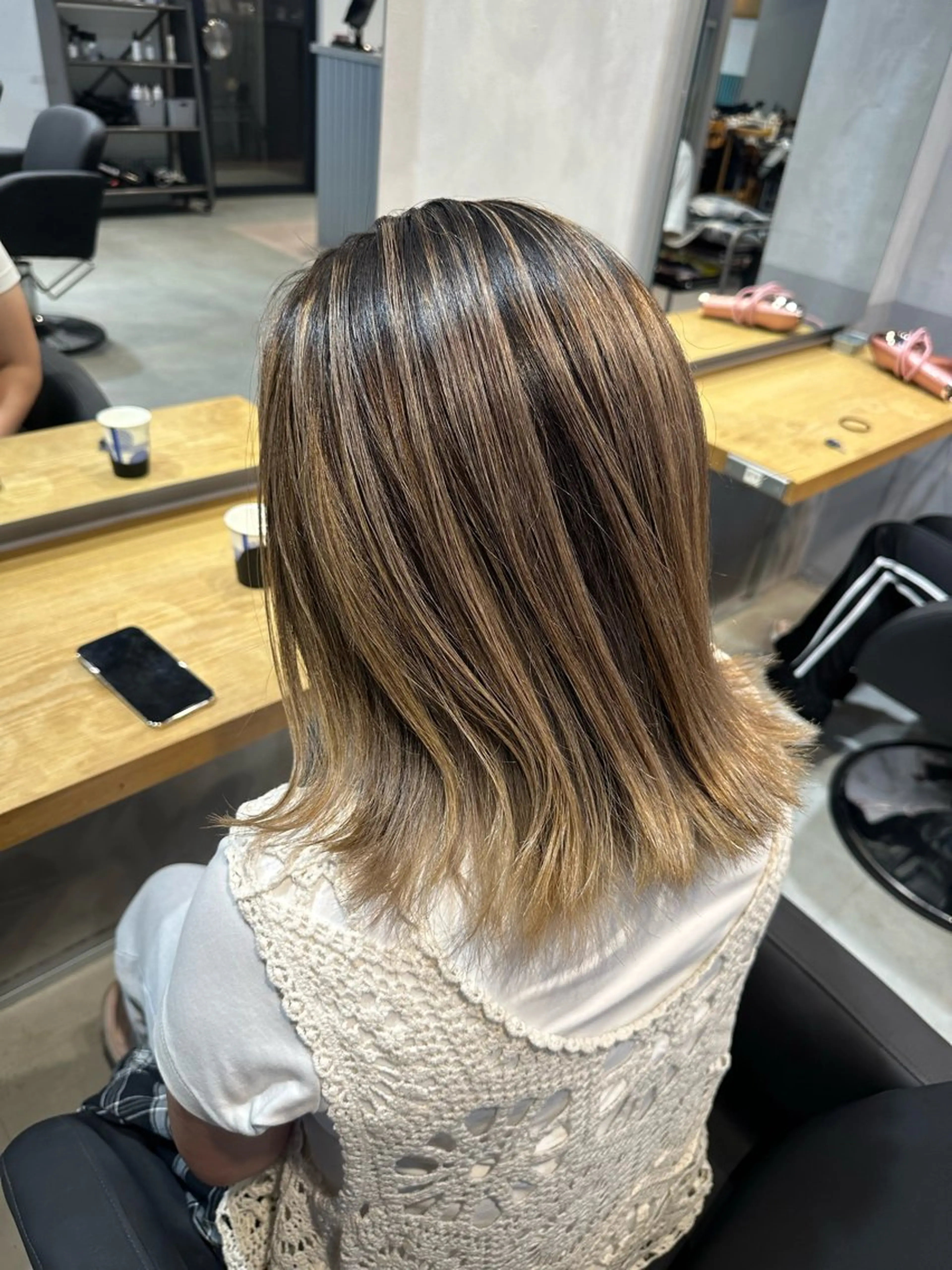 ミディアム カラー ヘアカラー トリートメント 💖ハイライト/ハイ トーン💖MIKIのヘアスタイル