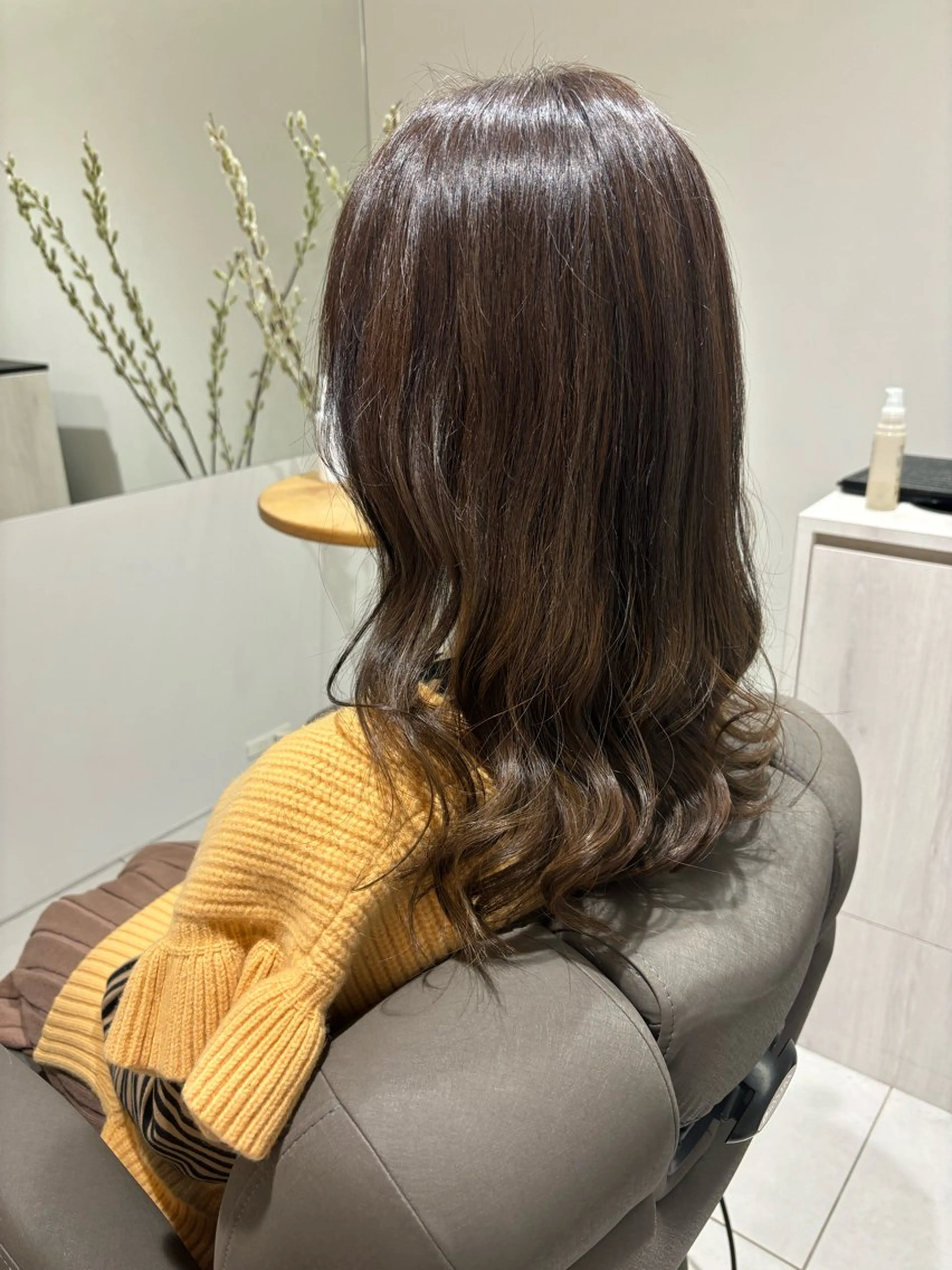 ロング カラー カット ヘアカラー トリートメント 白土 さくらのヘアスタイル