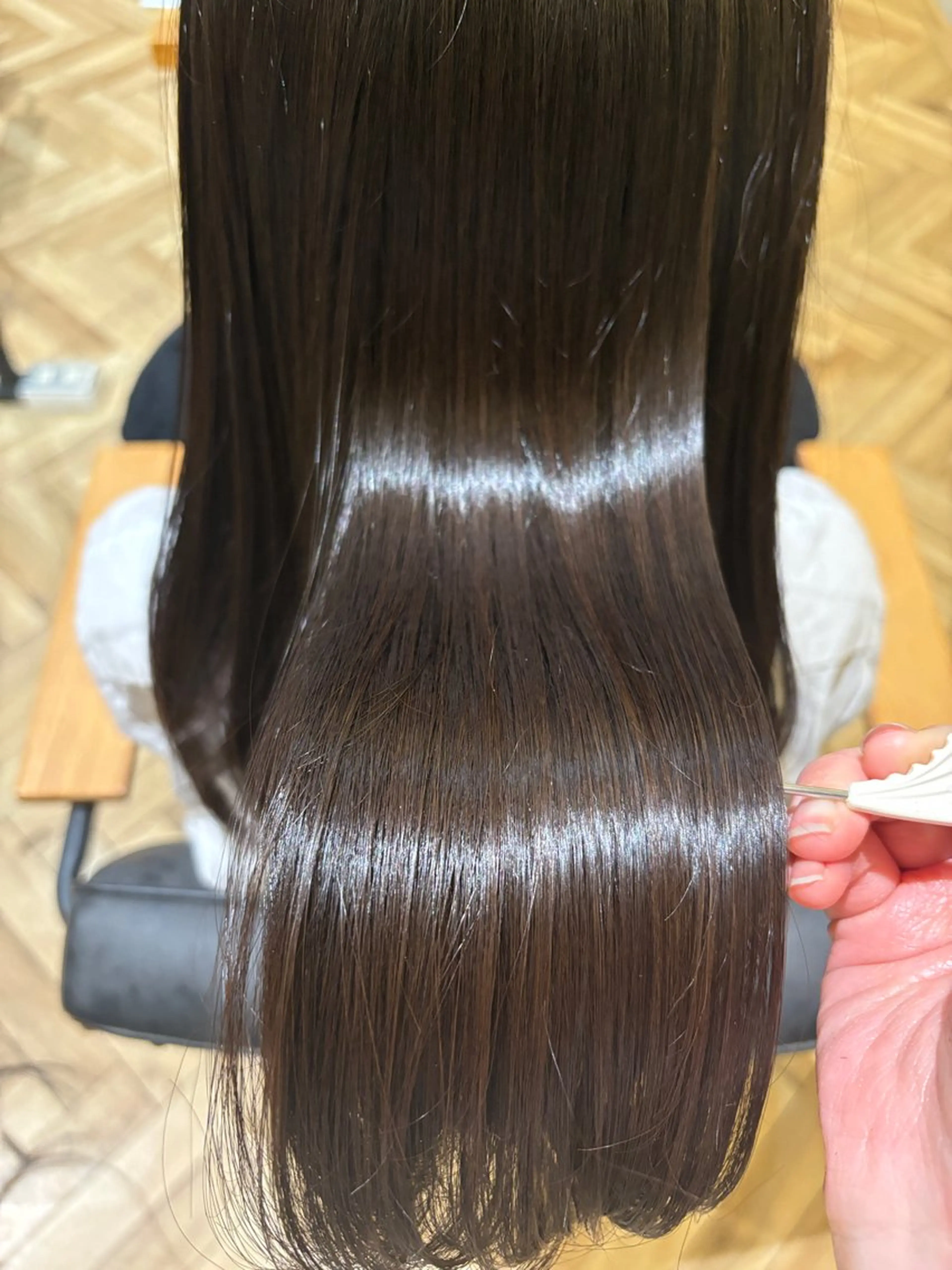 セミロング 縮毛矯正 増井 彩乃のヘアスタイル