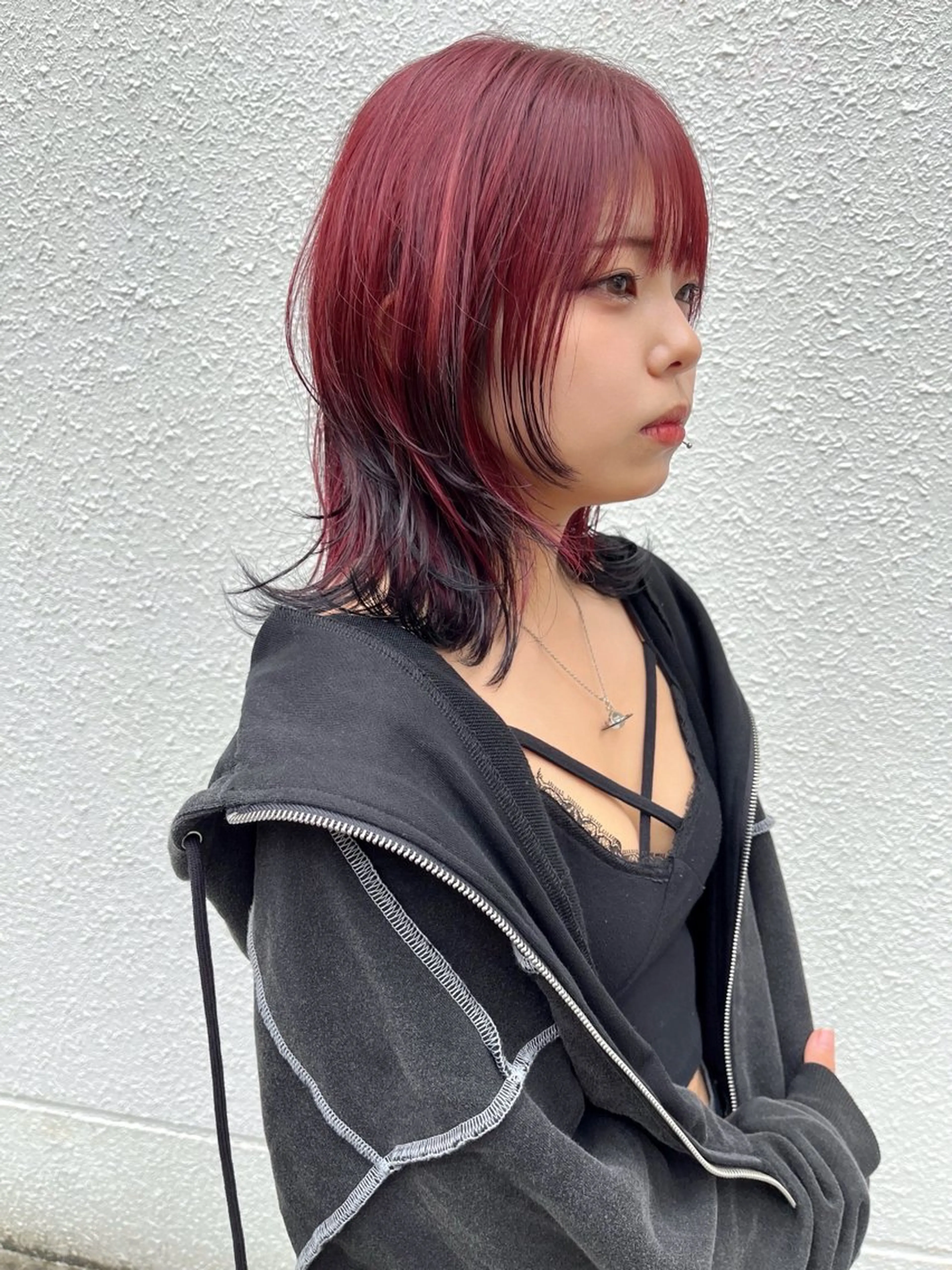 ミディアム カラー カット ヘアカラー 尾崎隼大 レイヤー/韓国ヘアのヘアスタイル