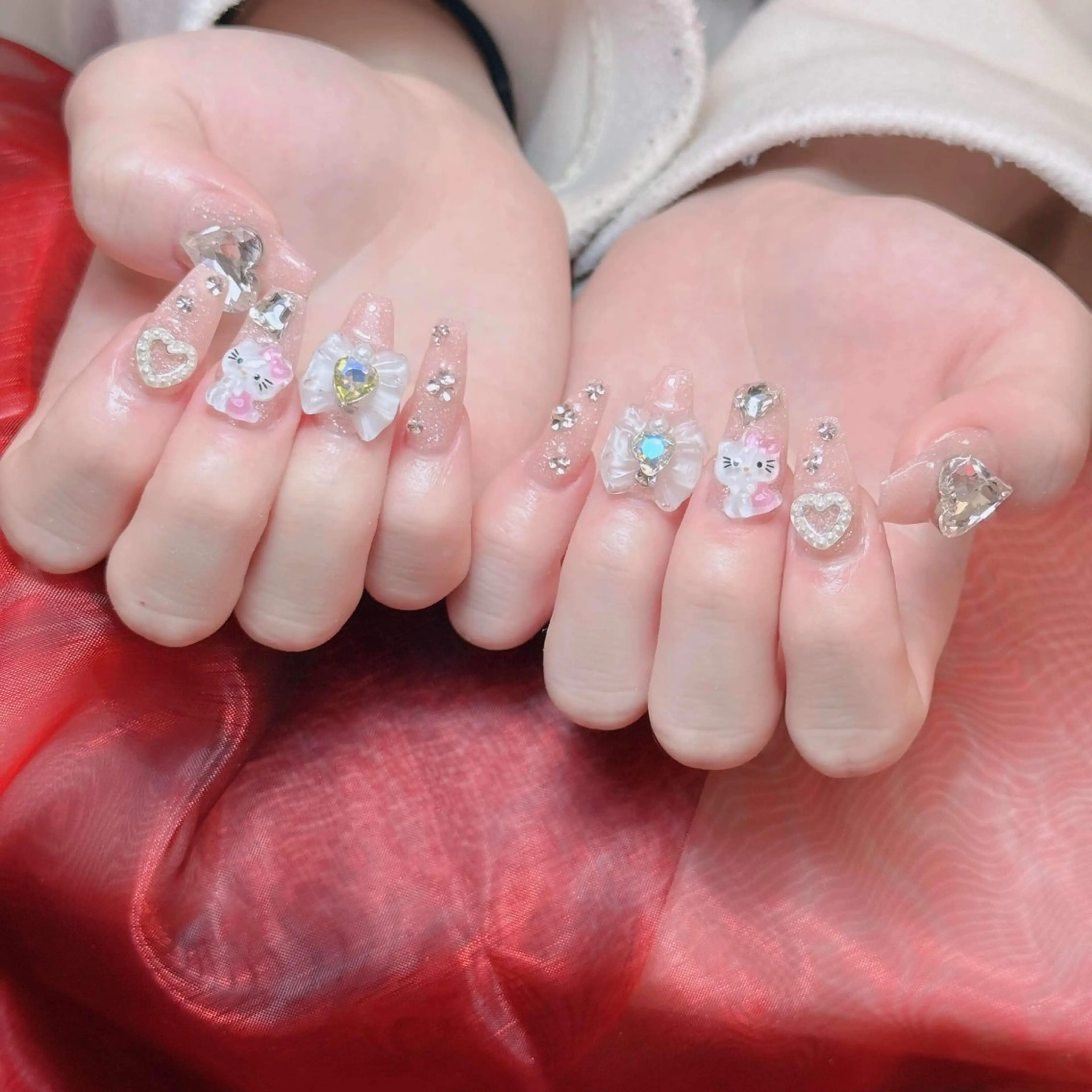 ネイル チークネイル フレンチネイル ジェルネイル ガラスフレンチ 韓国ネイル ハンドネイル ハンドケア Anh Nail 歌舞伎町のネイルデザイン
