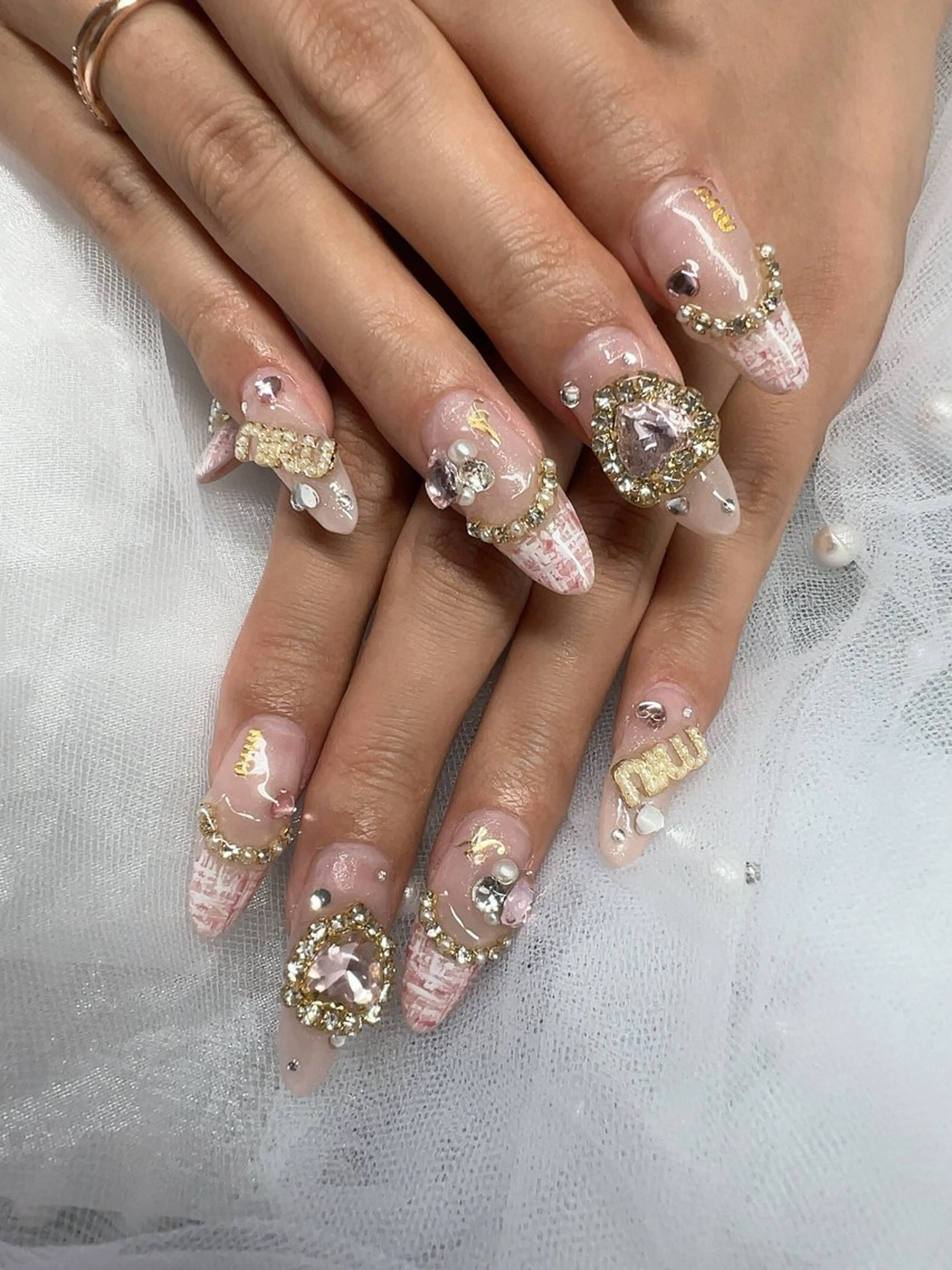 ネイル 持ち込み ハンドネイル Majesticrose_nail所属・nail l_yukiのネイルデザイン