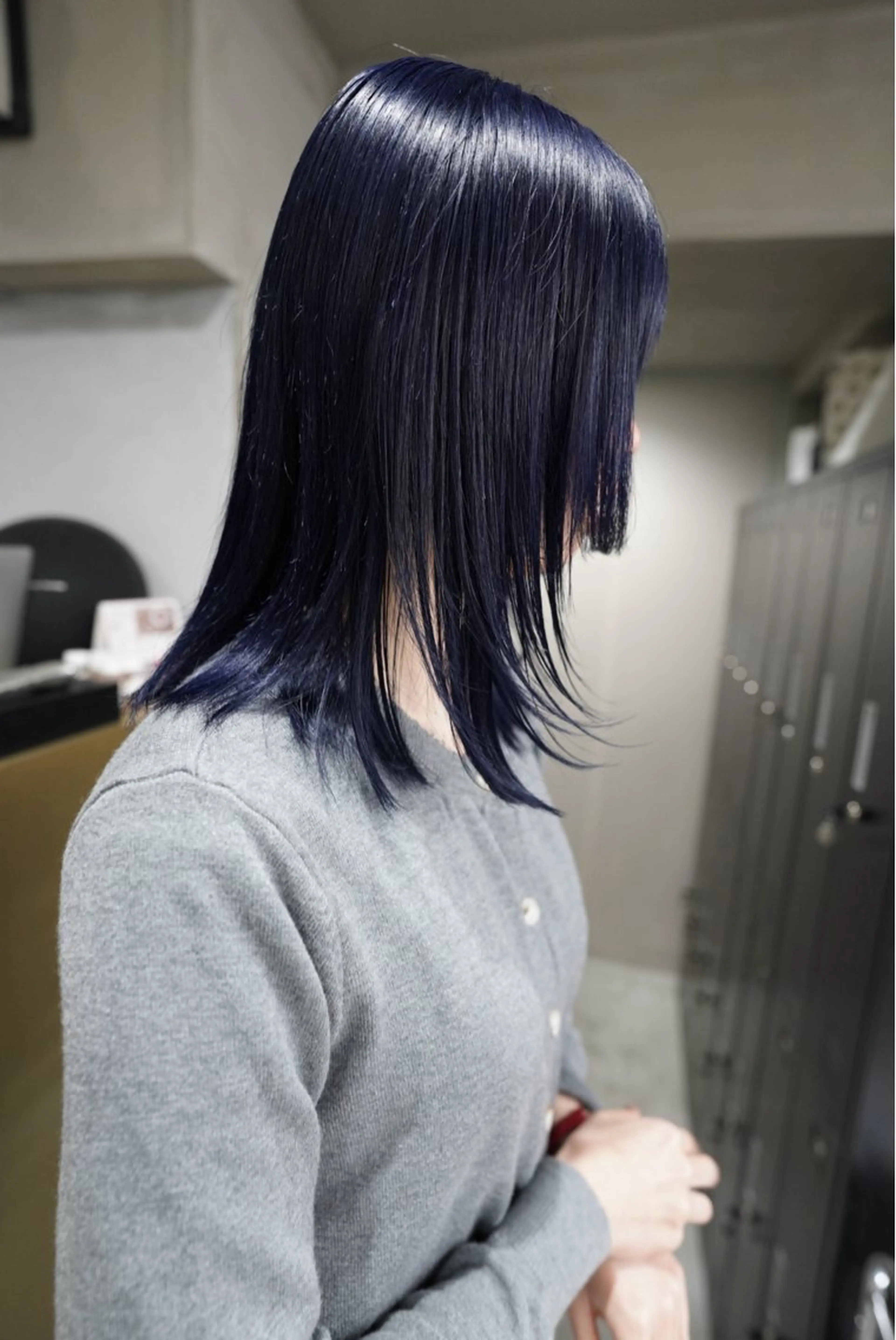 セミロング カラー 原田 朱里のヘアスタイル