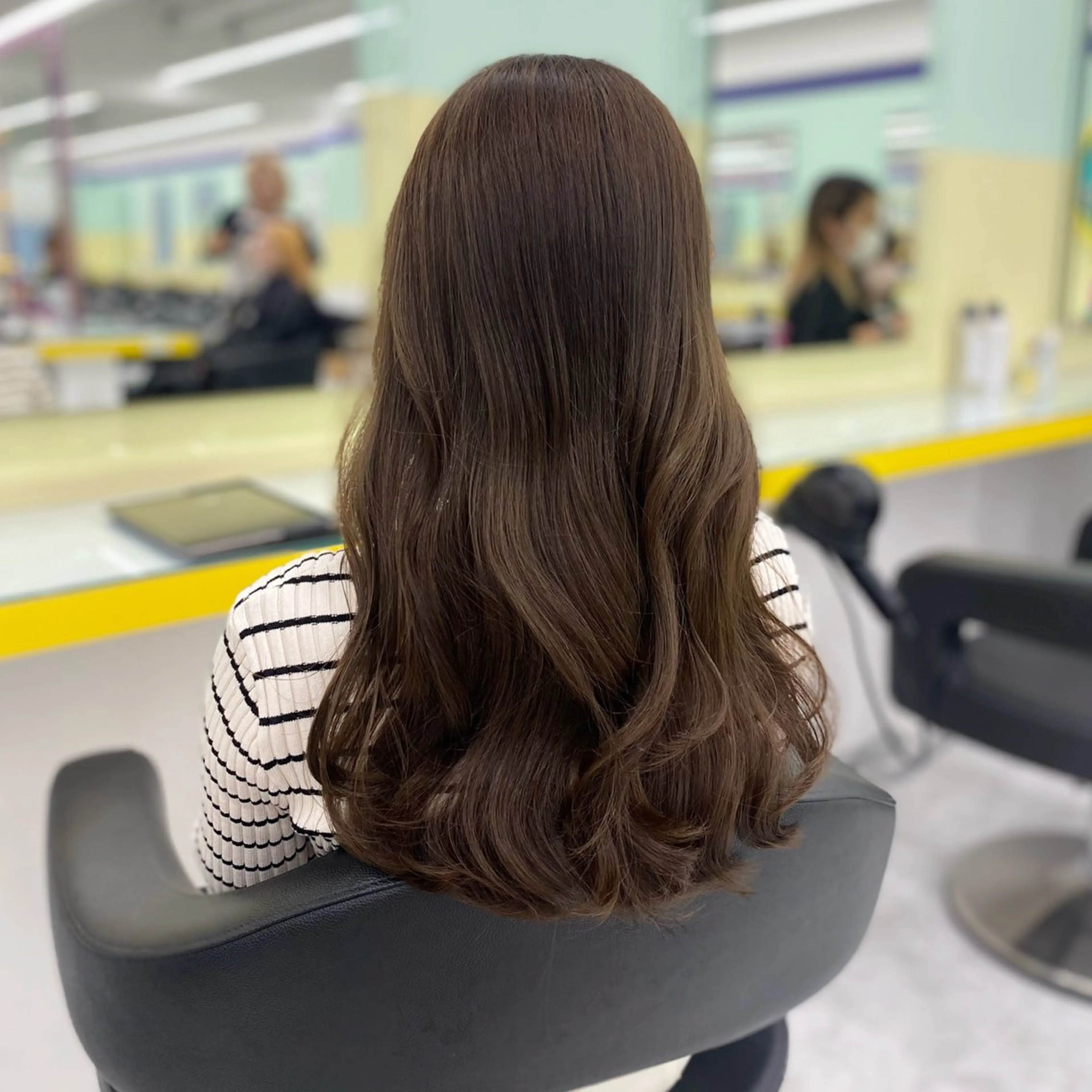 ミディアム カラー パーマ ヘアアレンジ メンズ キッズ メンズブリーチ ベージュカラー ブリーチ ミルクティーベージュ ブリーチなしカラー ヘアカラー 💖横浜ブリーチなし 💖MIHOのヘアスタイル