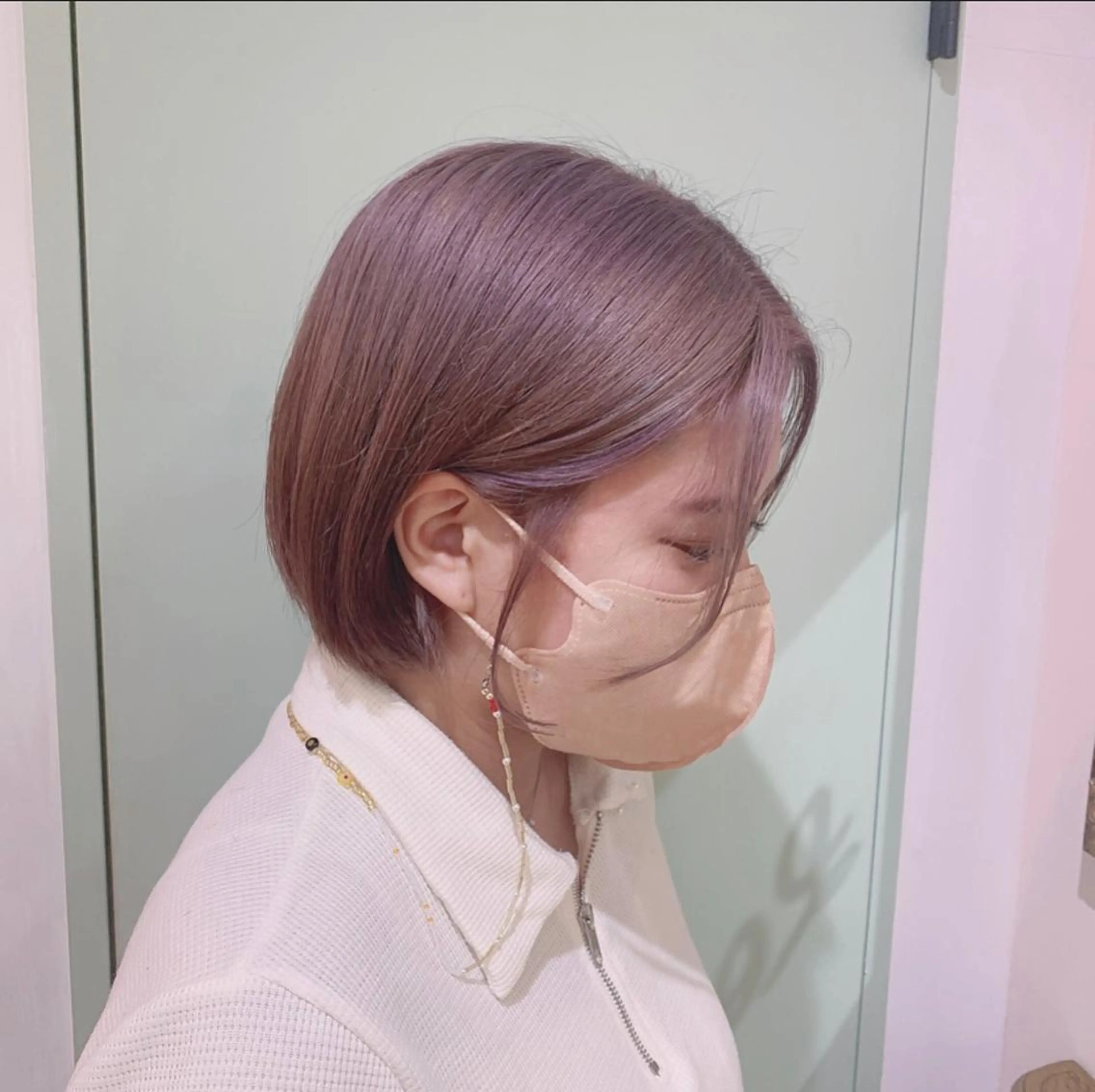 ショート カラー ベージュカラー ラベンダーカラー ラベンダーベージュ ボブ ヘアカラー 🕊️ HONOKAのヘアスタイル