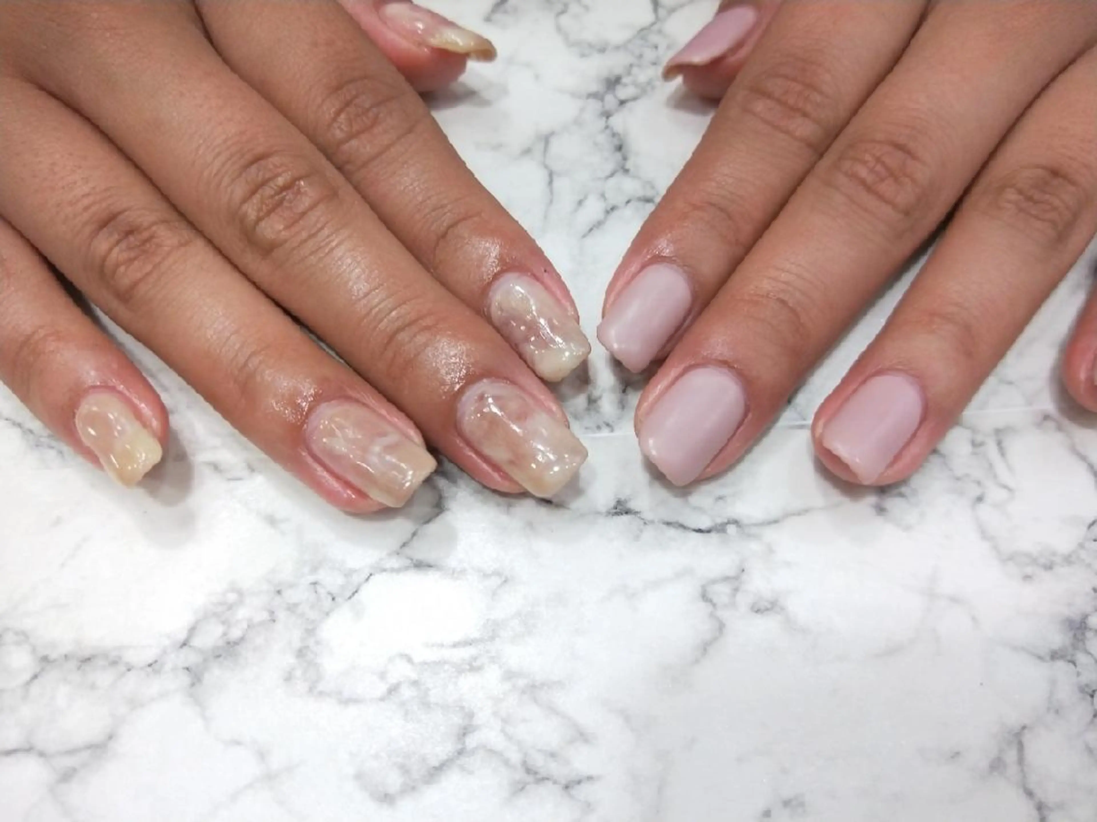 ネイル ハンドネイル ハンドケア R'well所属・はばすみれ🎀ﾈｲﾙ 光ﾌｪｲｼｬﾙ ﾍｱのネイルデザイン