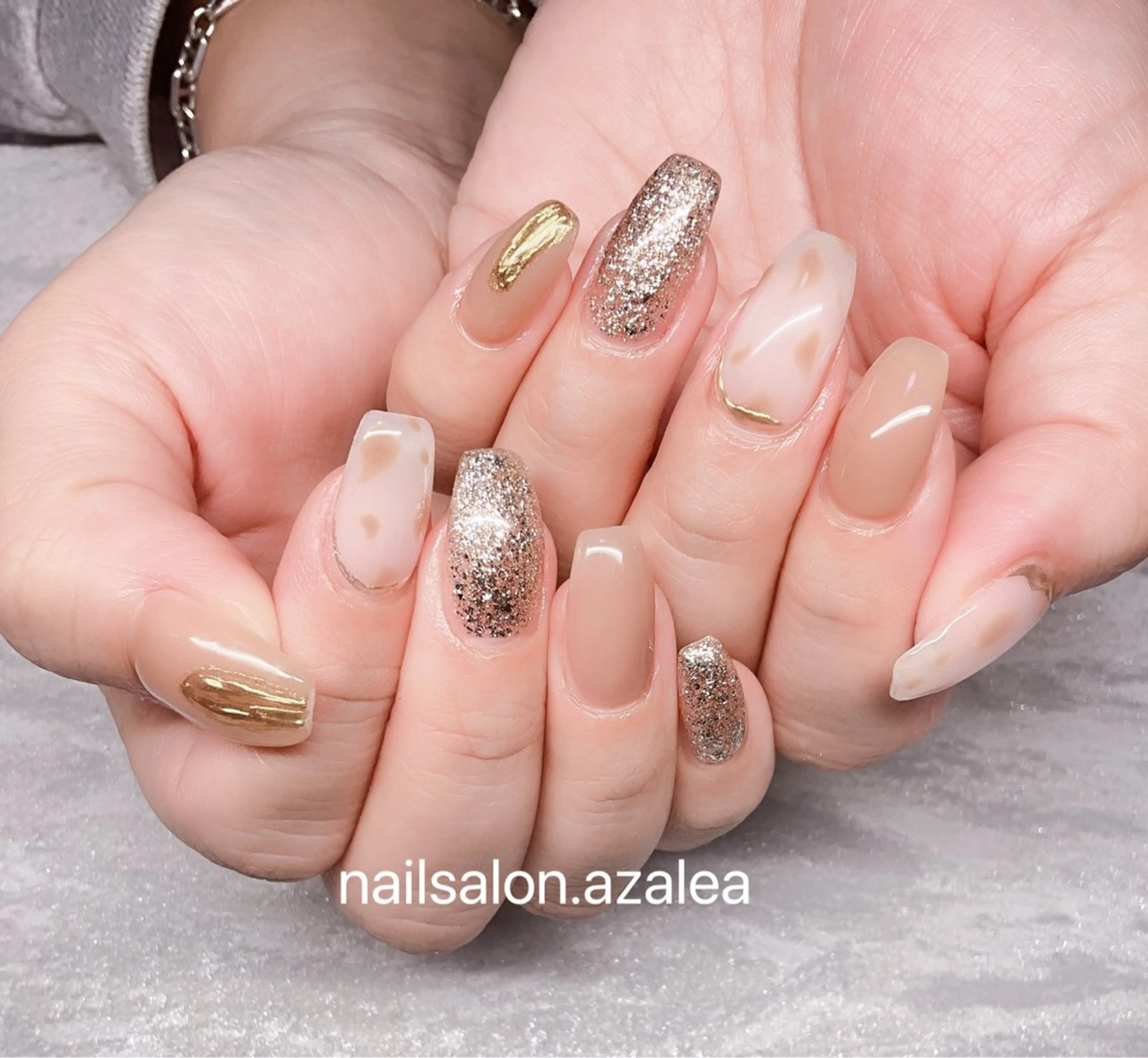 ネイル ハンドネイル R inのネイルデザイン