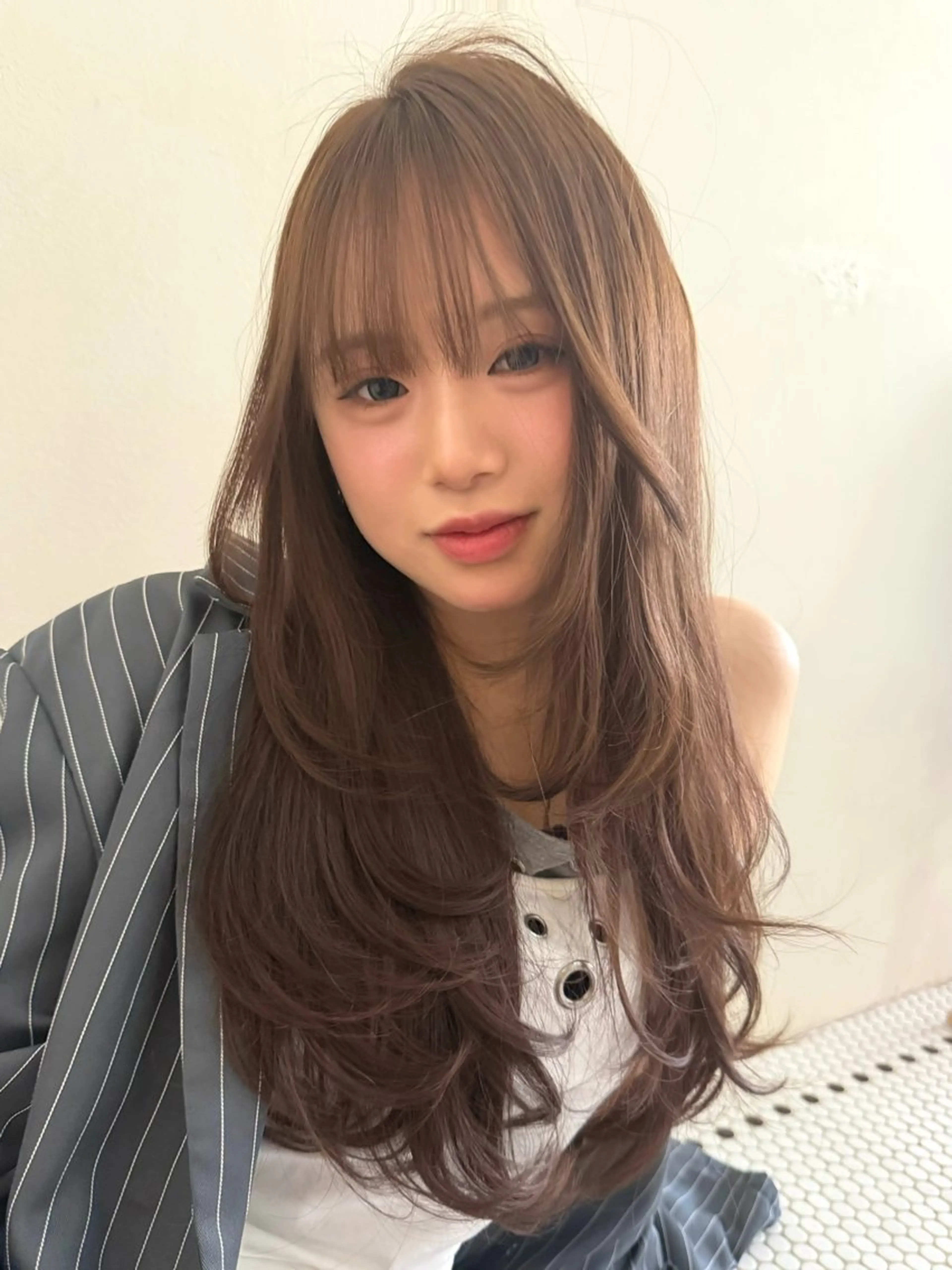 ロング カラー カット 抜きっぱなしブロンド /ハイトーン/カナタのヘアスタイル