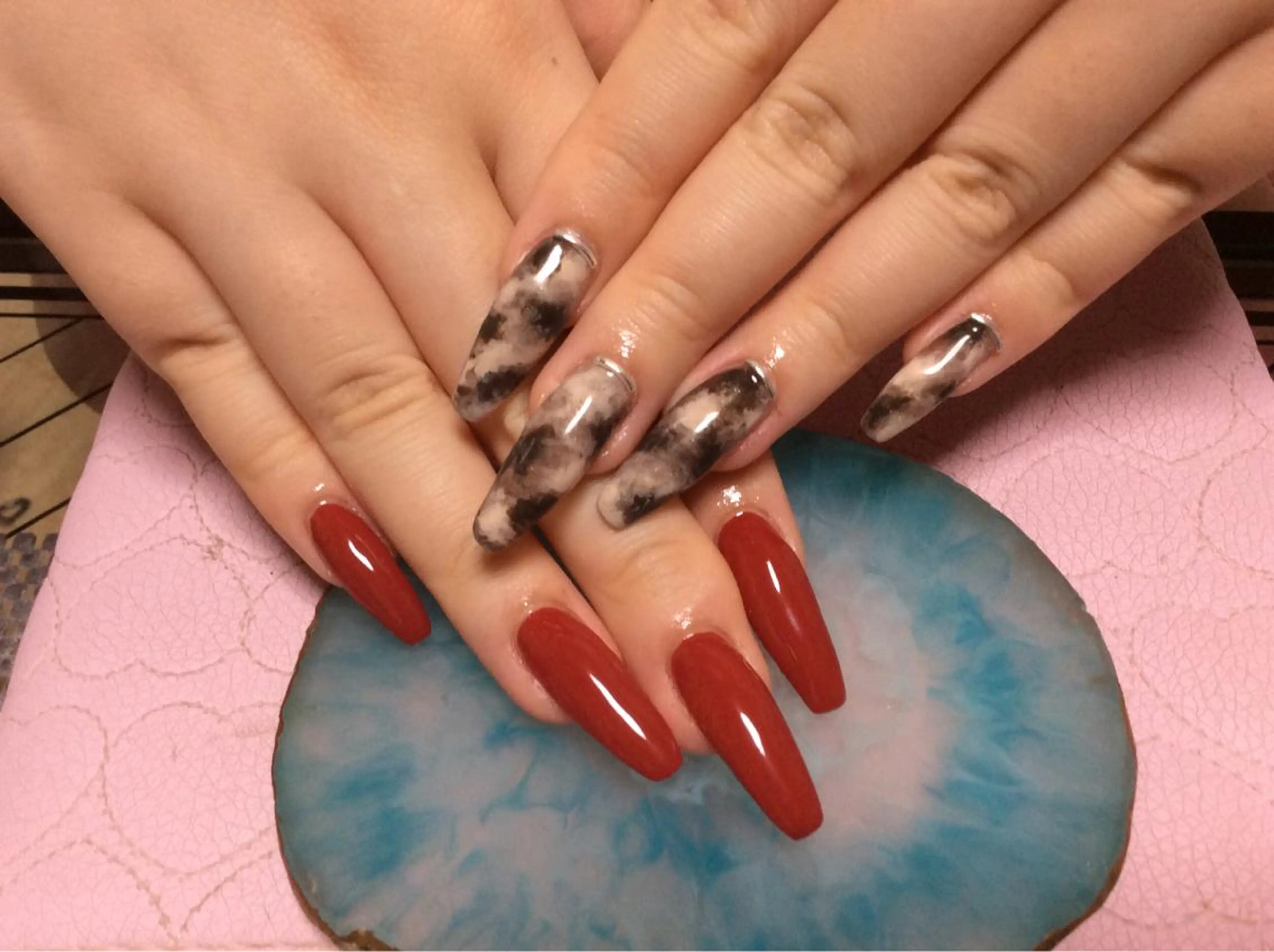 ネイル フラワー ムーンのネイルデザイン