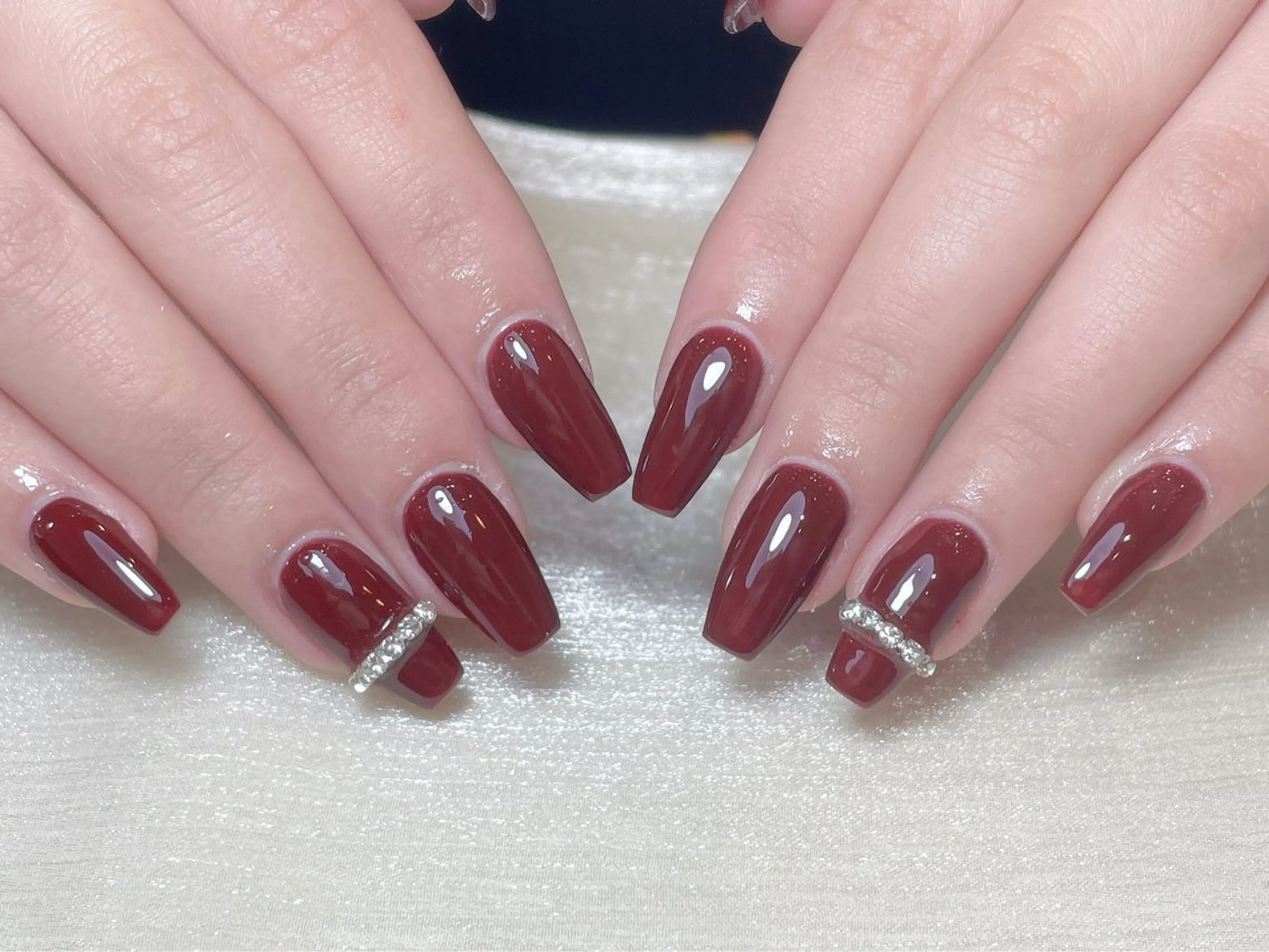 ネイル アートネイル オーロラネイル ガーリー キラキラネイル 韓国ネイル ハンドネイル hijiri 💅のネイルデザイン