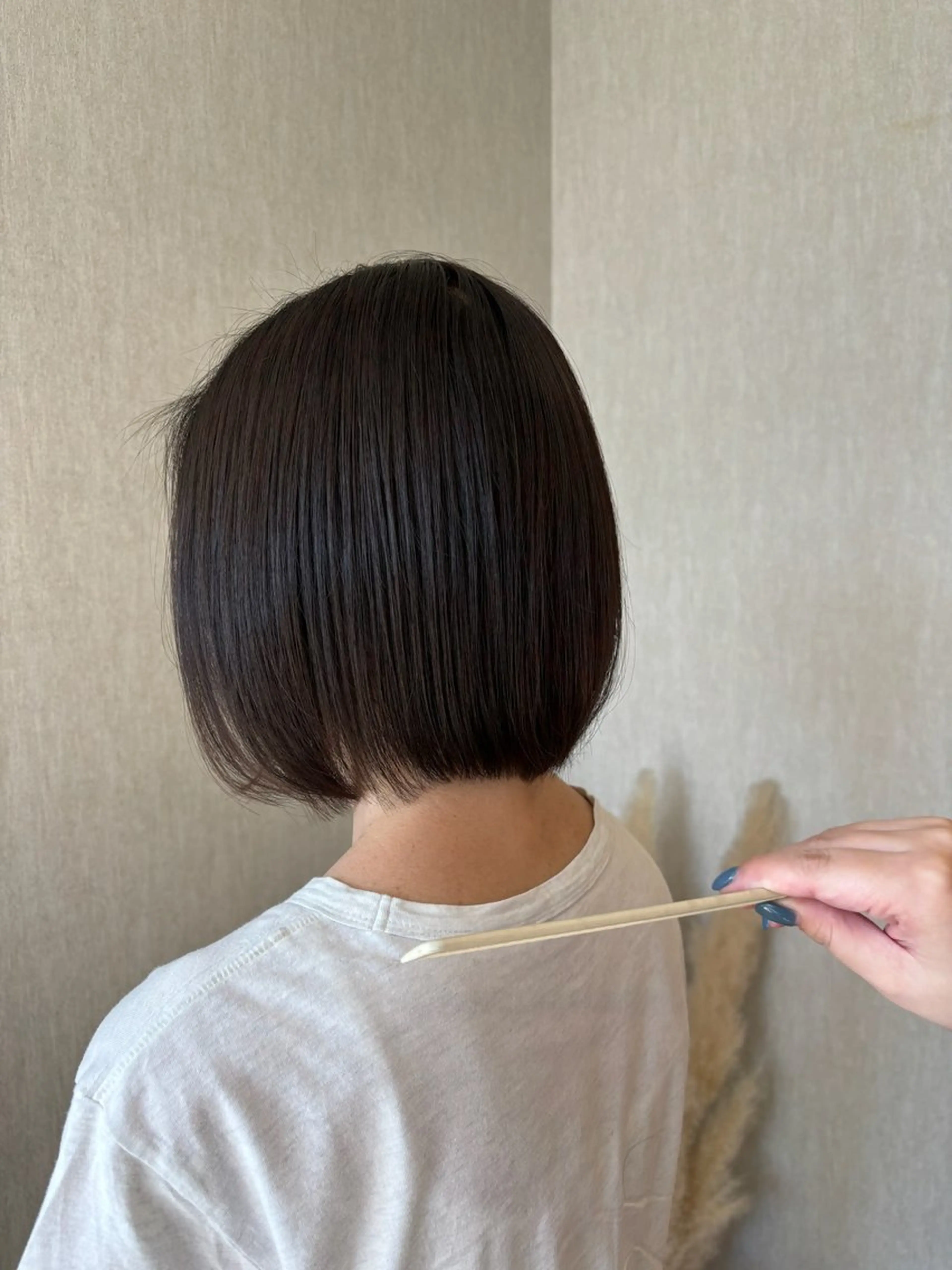 ミディアム カット YURINO /ボブ ベージュ/ハイトーンのヘアスタイル