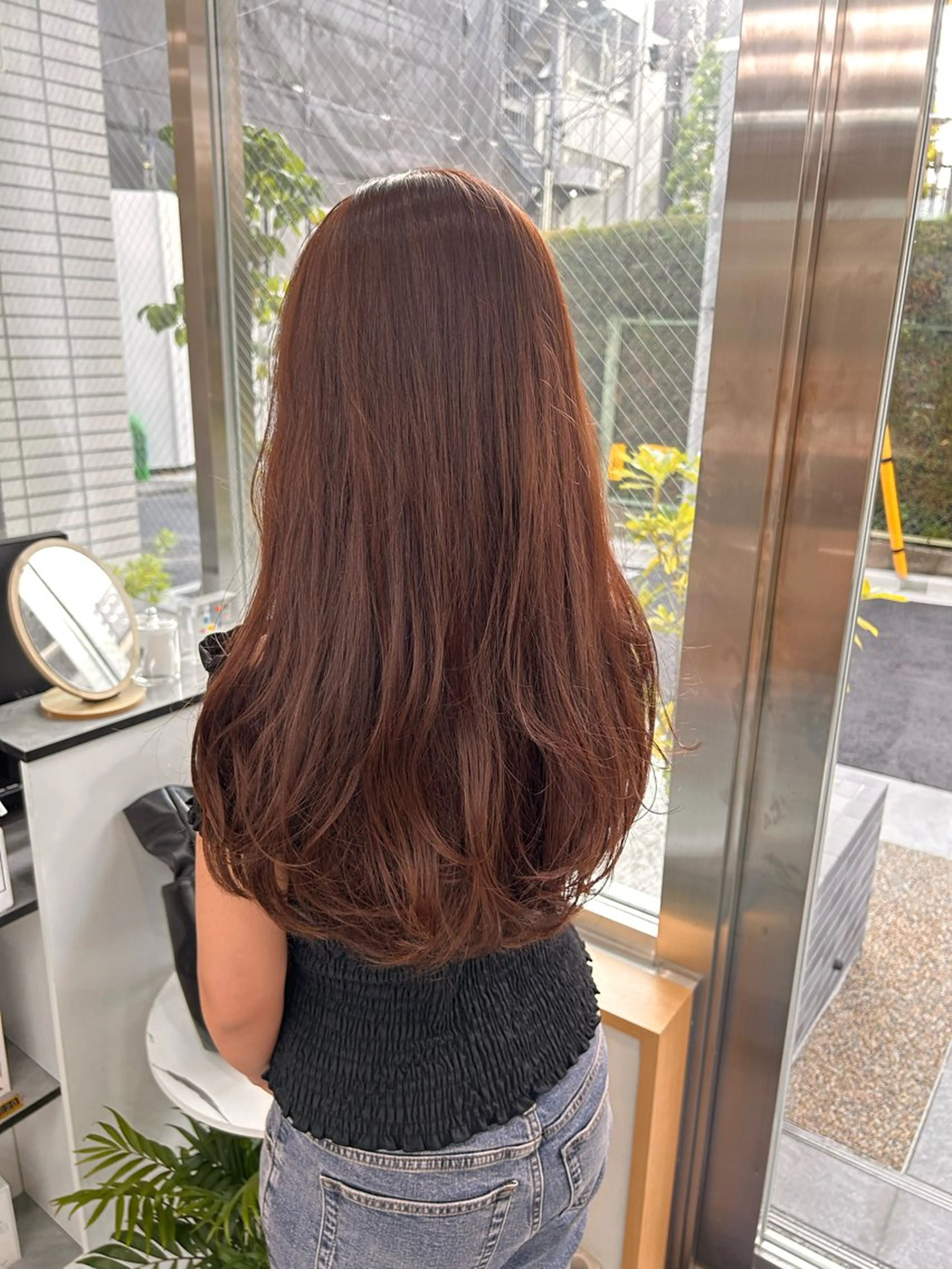 ロング カラー ブラウンカラー 透明感カラー 顔周りカット レイヤーカット 小顔カット 透明感カラー⭐️ Takumaのヘアスタイル