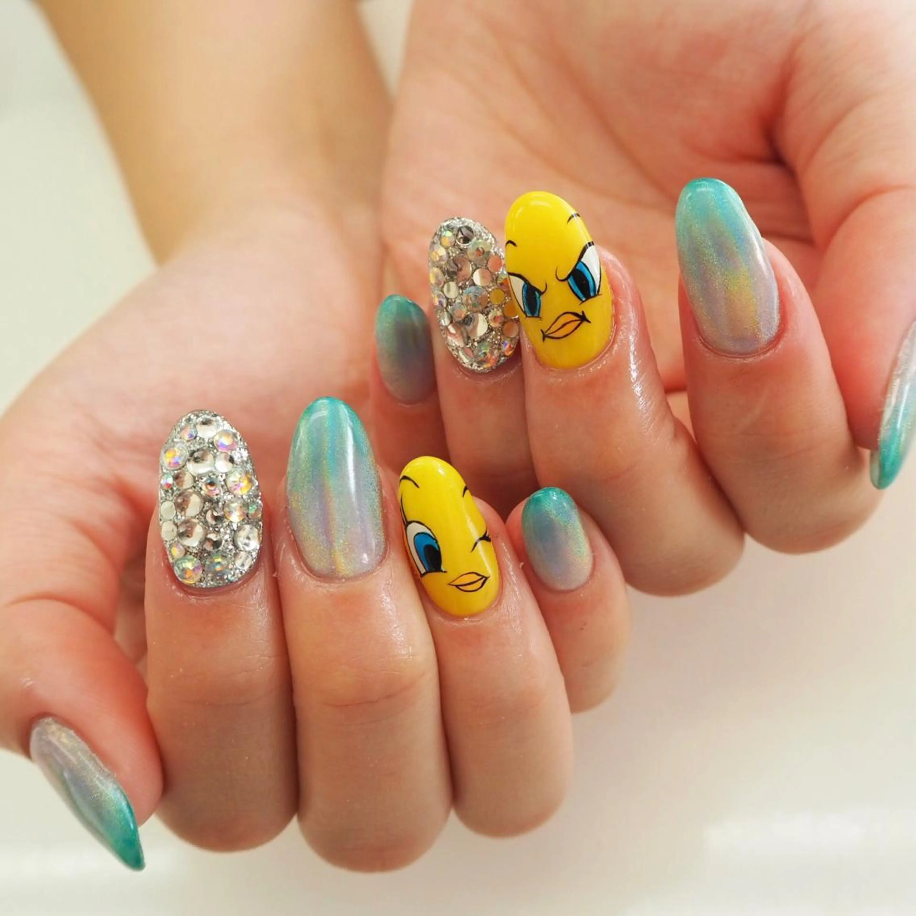 ネイル アートネイル Hisaka Mikiのネイルデザイン