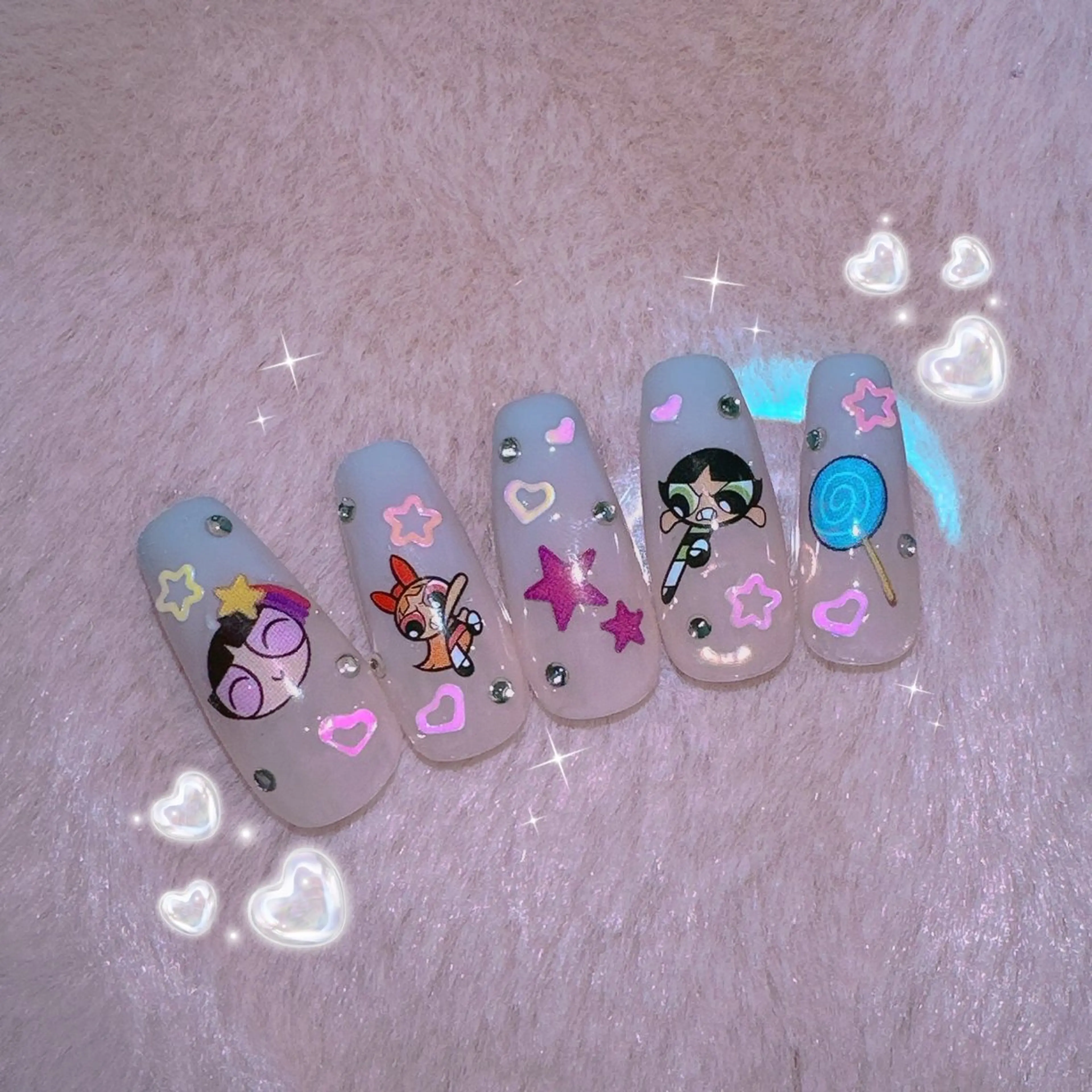 ネイル ハンドネイル lili.nail y2k/長さ出しのネイルデザイン