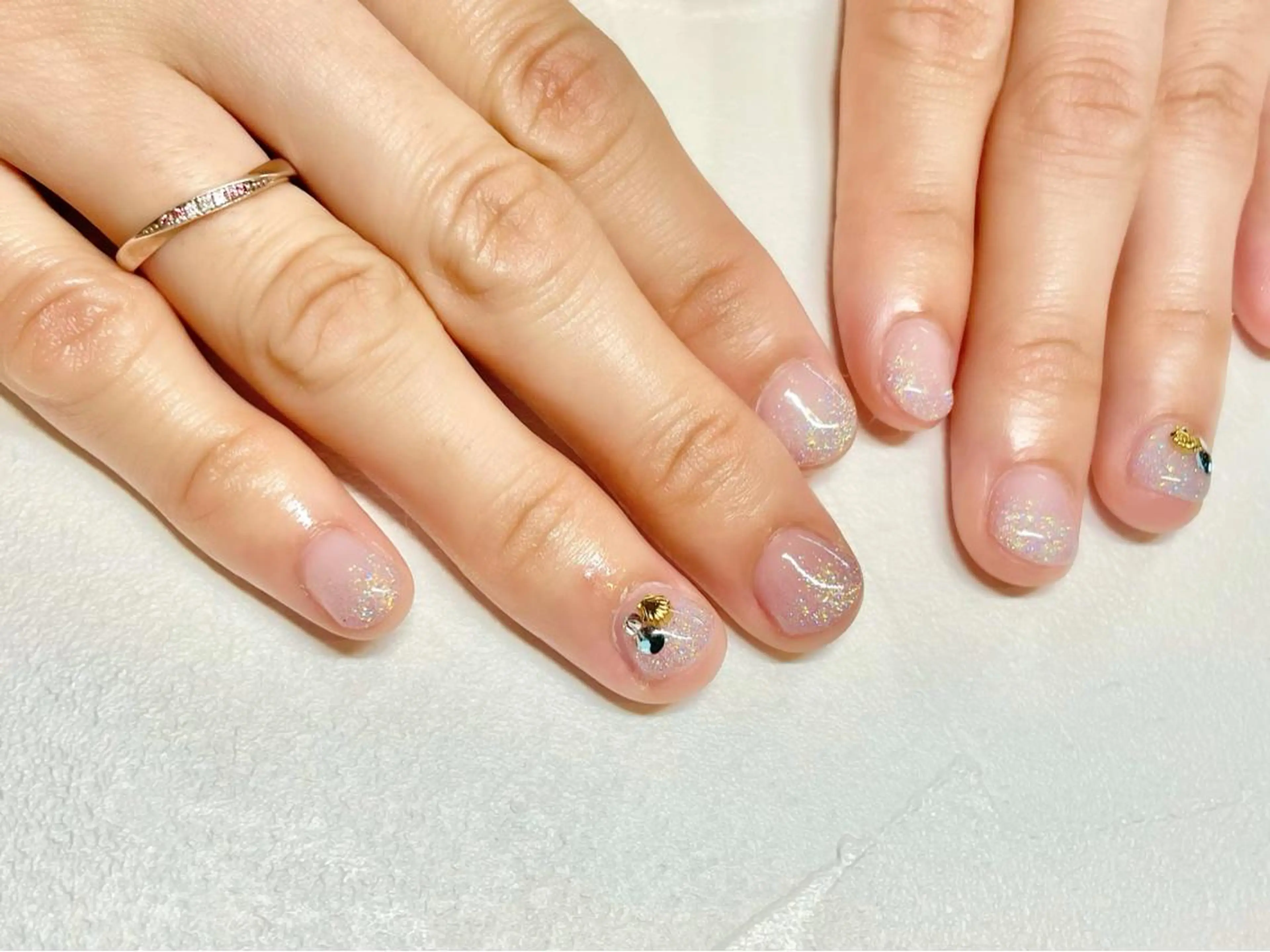 ネイル グラデーション ラメ(グリッター) ラメグラデーション ささき れいなのネイルデザイン