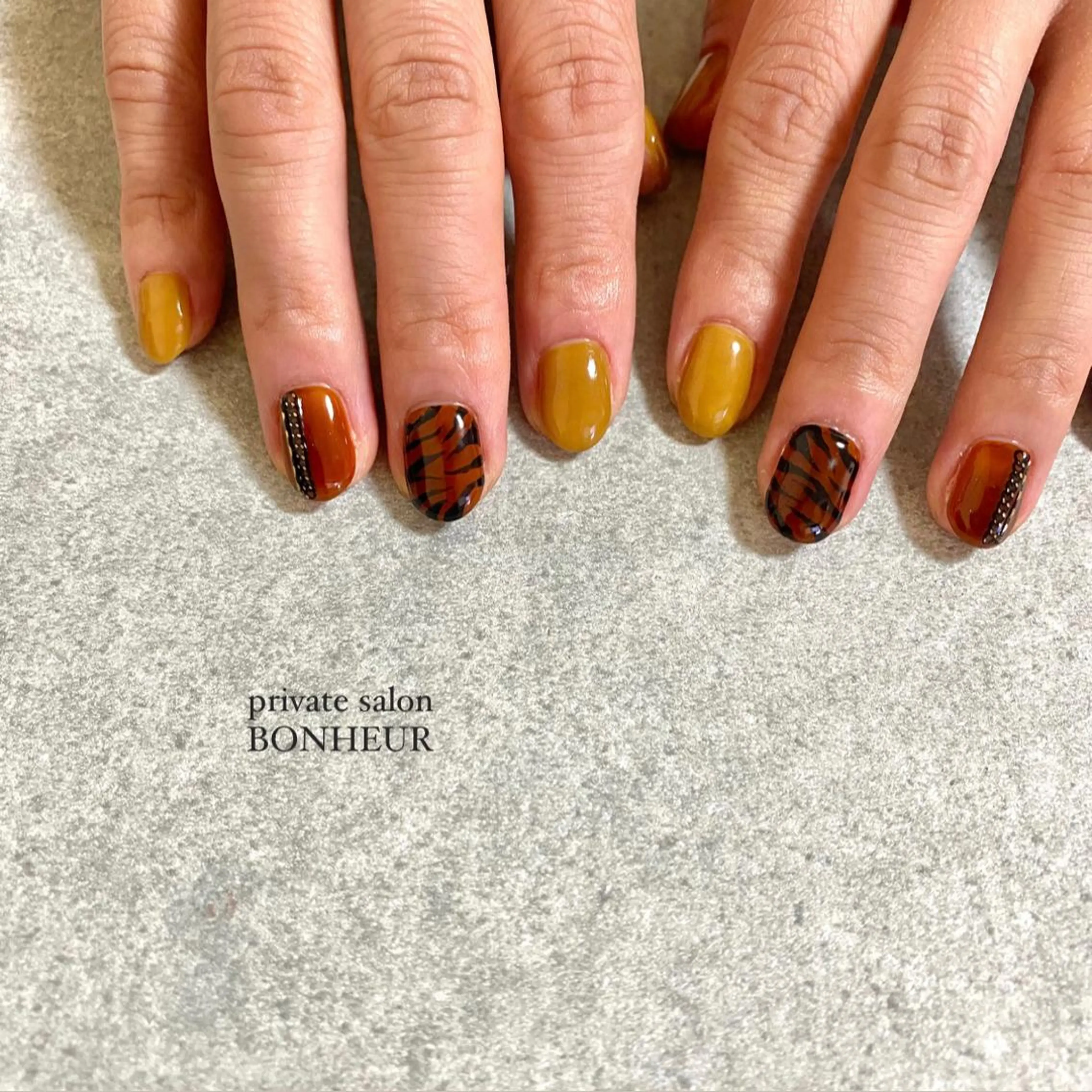 ネイル ハンドネイル BONHEUR Annaのネイルデザイン