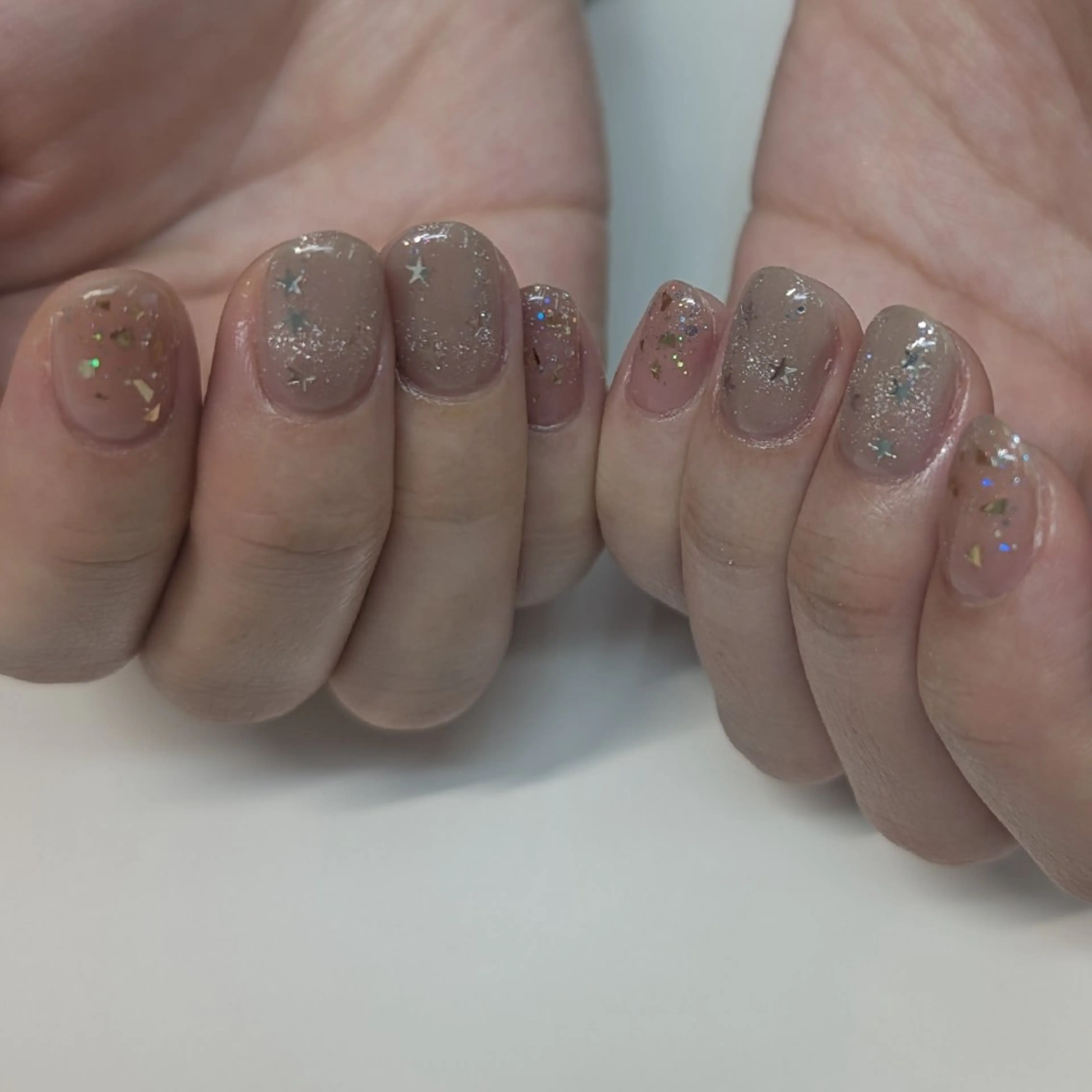 ネイル キラキラネイル ハンドネイル ᑎᗩIᒪ｜ᗰIᗰI｜ _५✍️Satou.のネイルデザイン