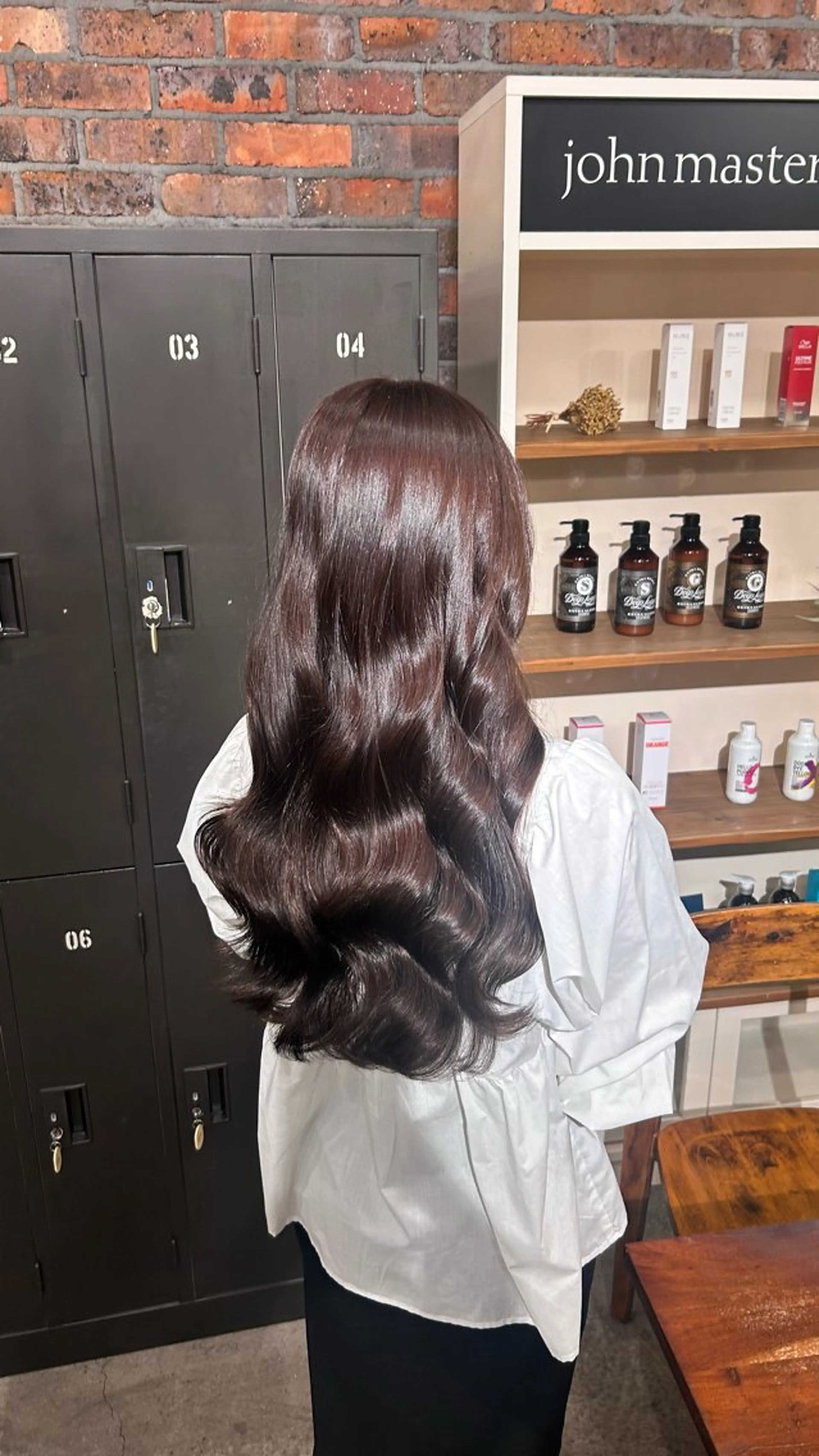 カラー the BRIDGE マナ🎀のヘアスタイル