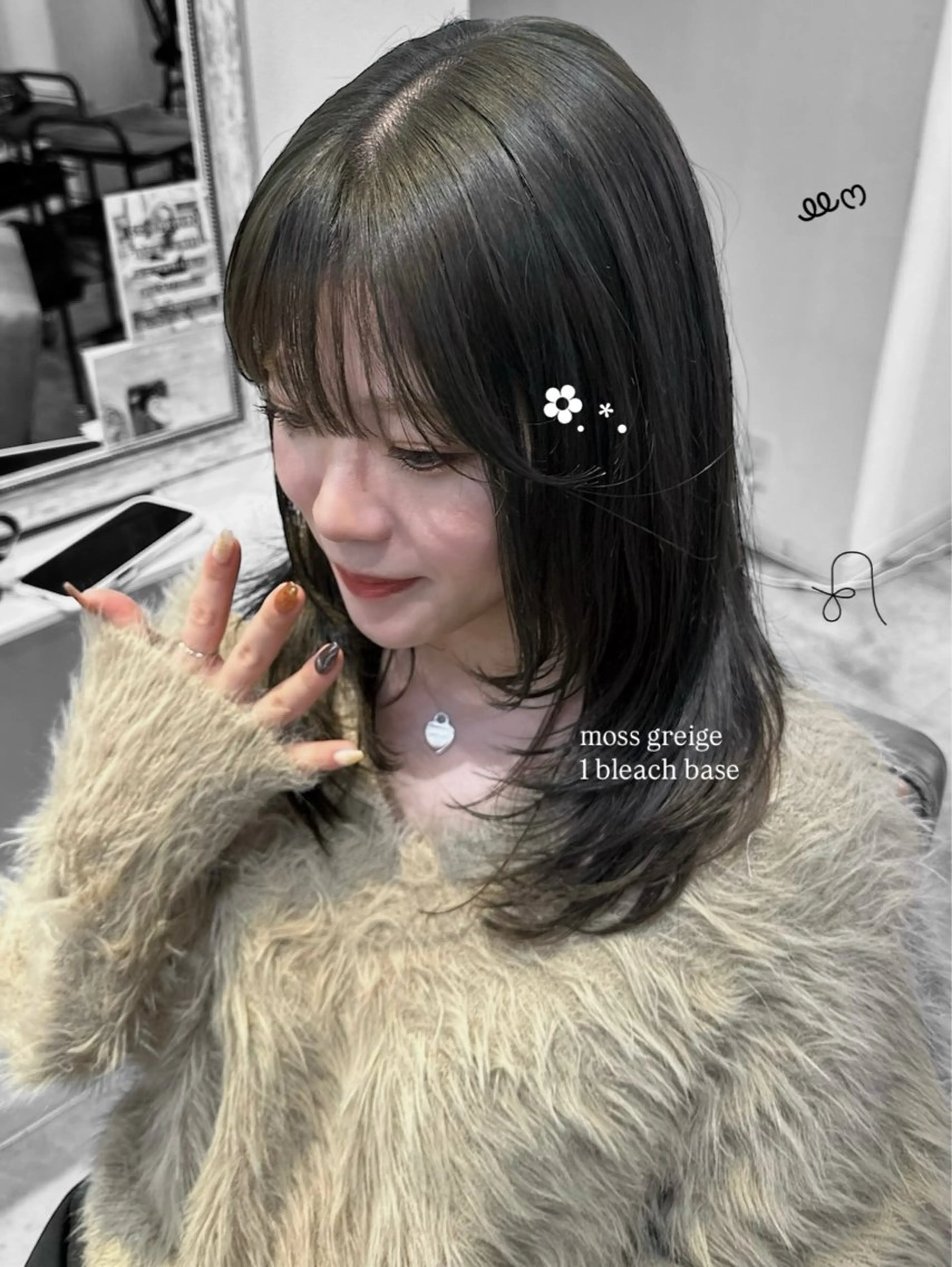 セミロング カラー カット ヘアカラー トリートメント ura/デザイン/ ハイトーン/個性派のヘアスタイル