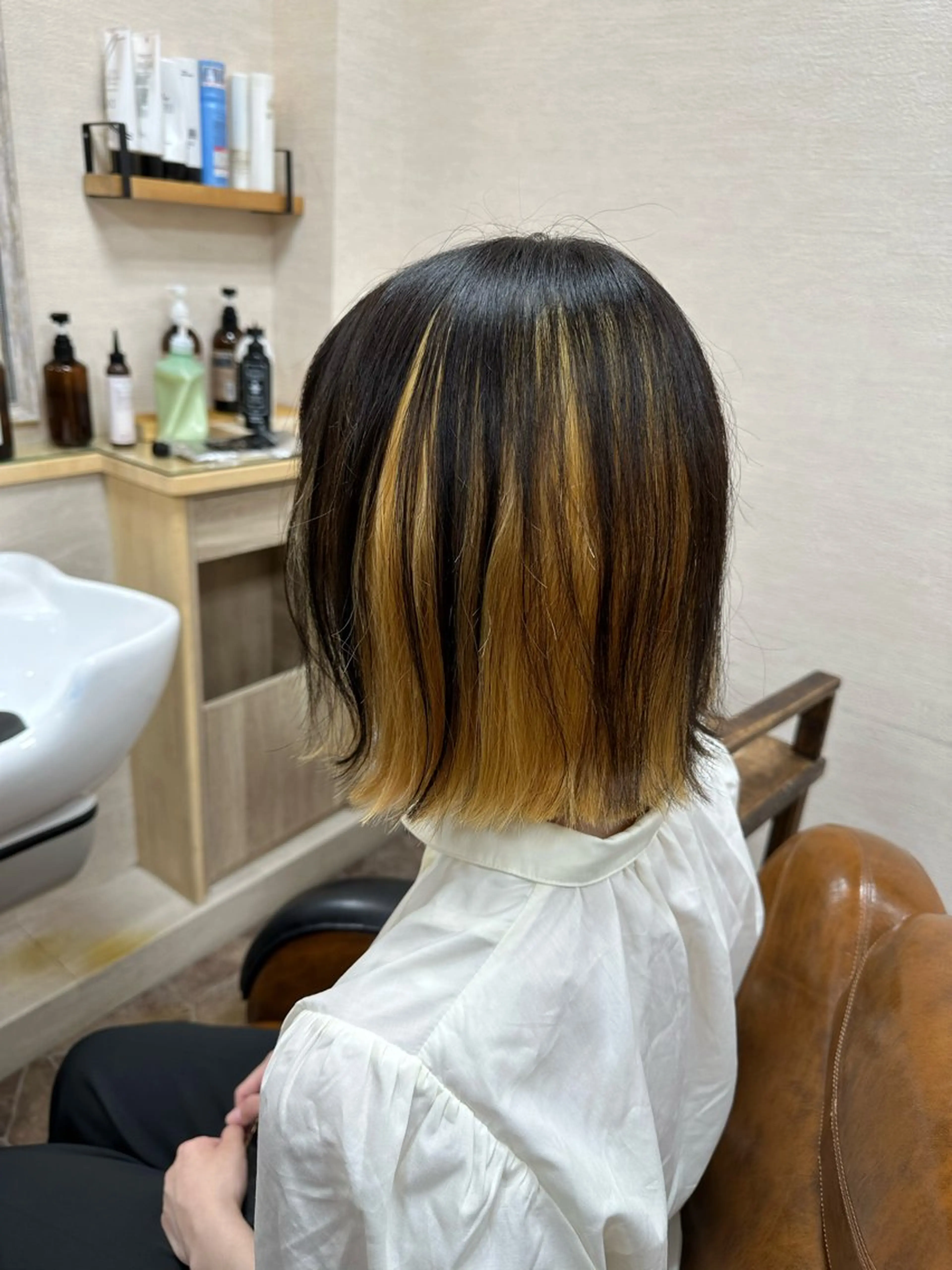 ミディアム カラー メッシュ 後藤 征信のヘアスタイル