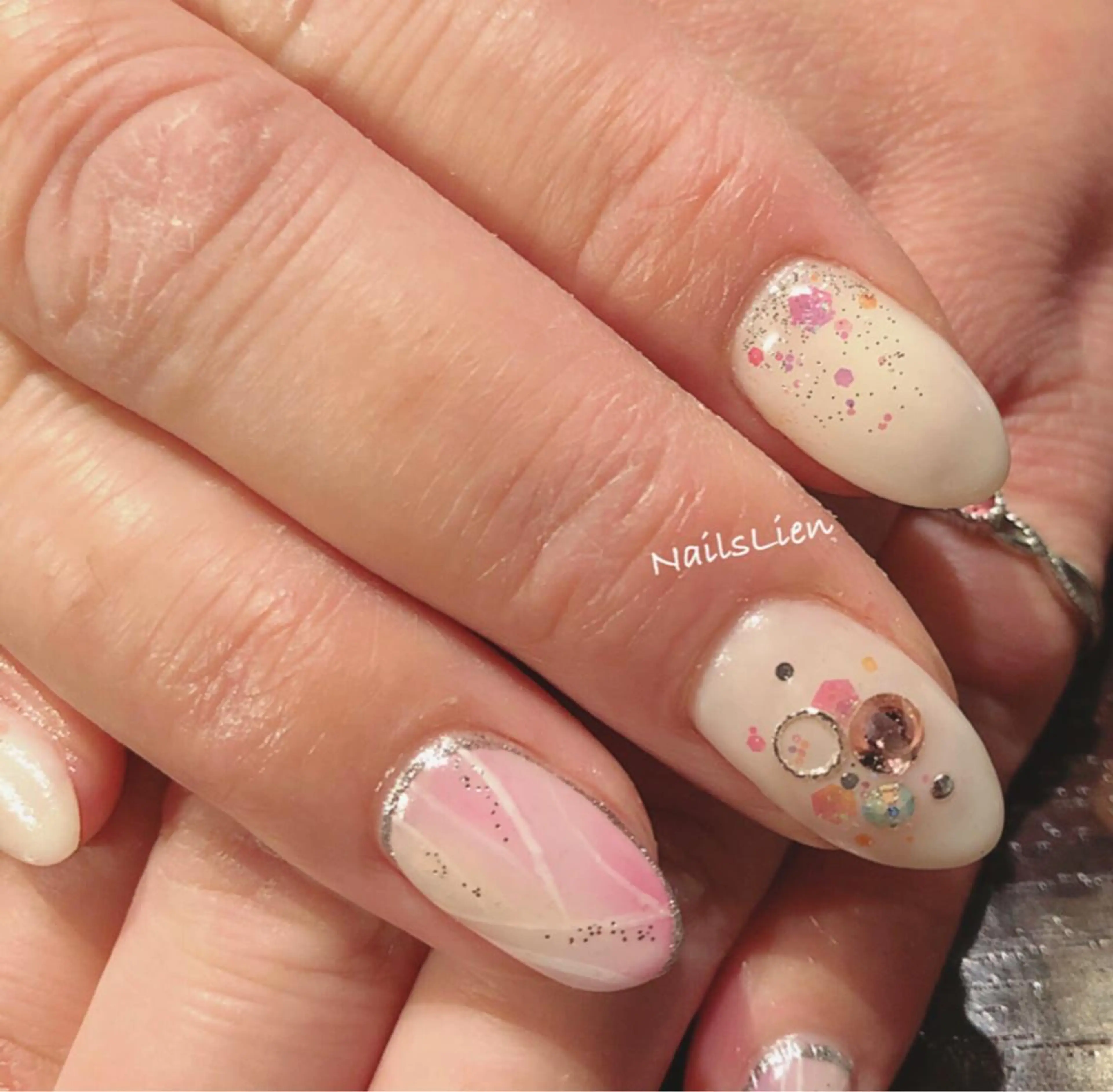 ネイル 春ネイル studio e n / RiNのネイルデザイン