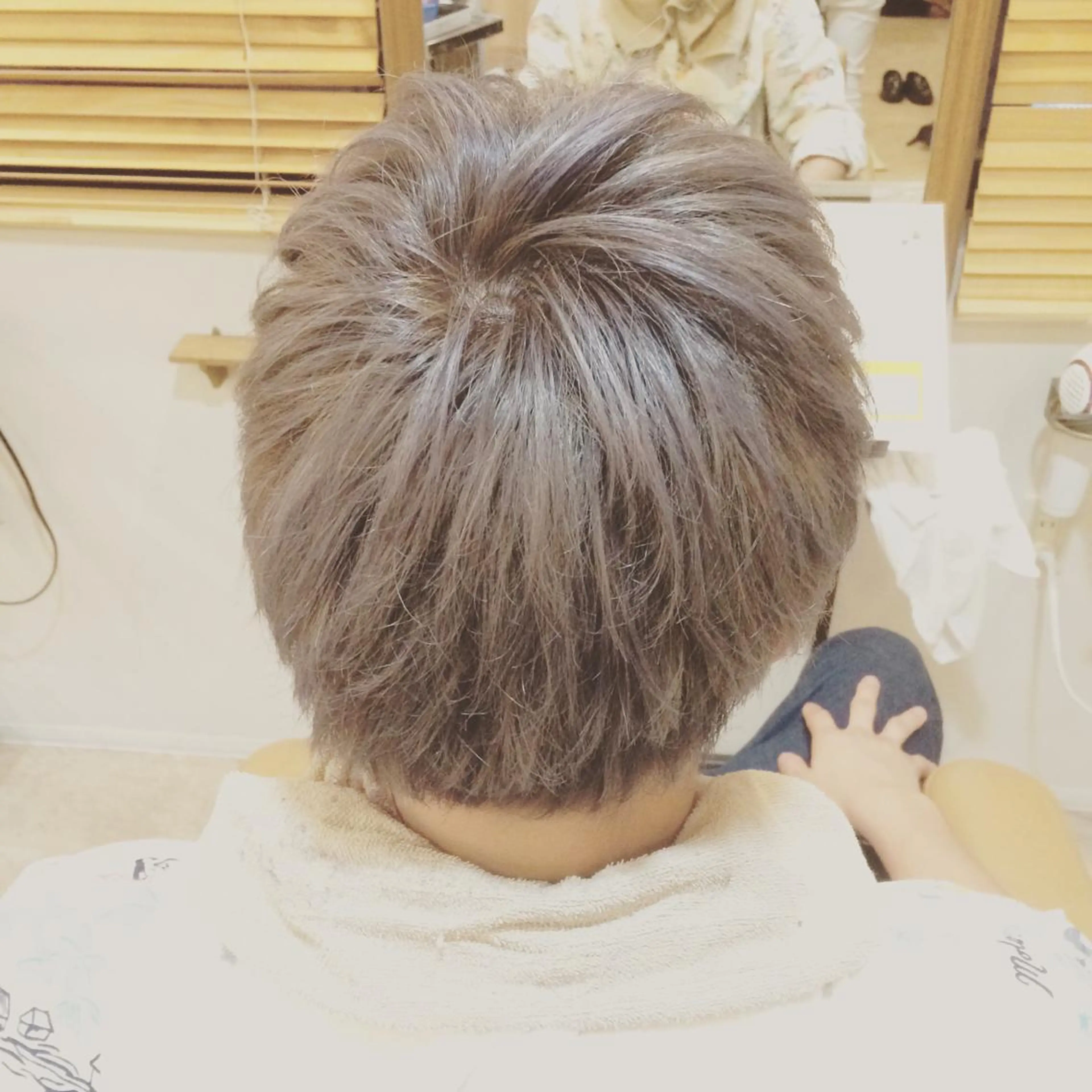 ショート カラー メンズ ere hair salonのヘアスタイル