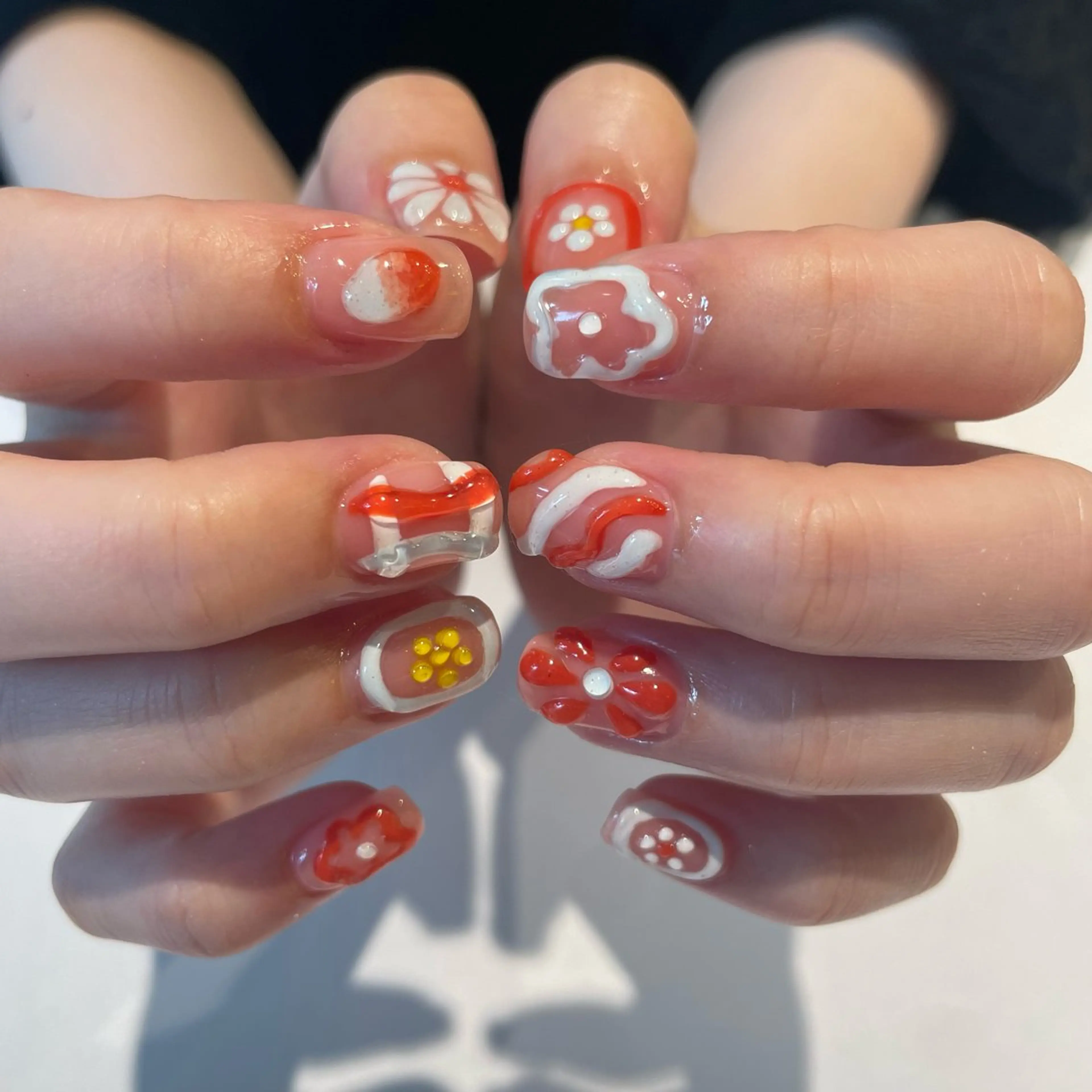 ネイル ハンドネイル ハイトーン🦄ネイル 💞のぶちのネイルデザイン