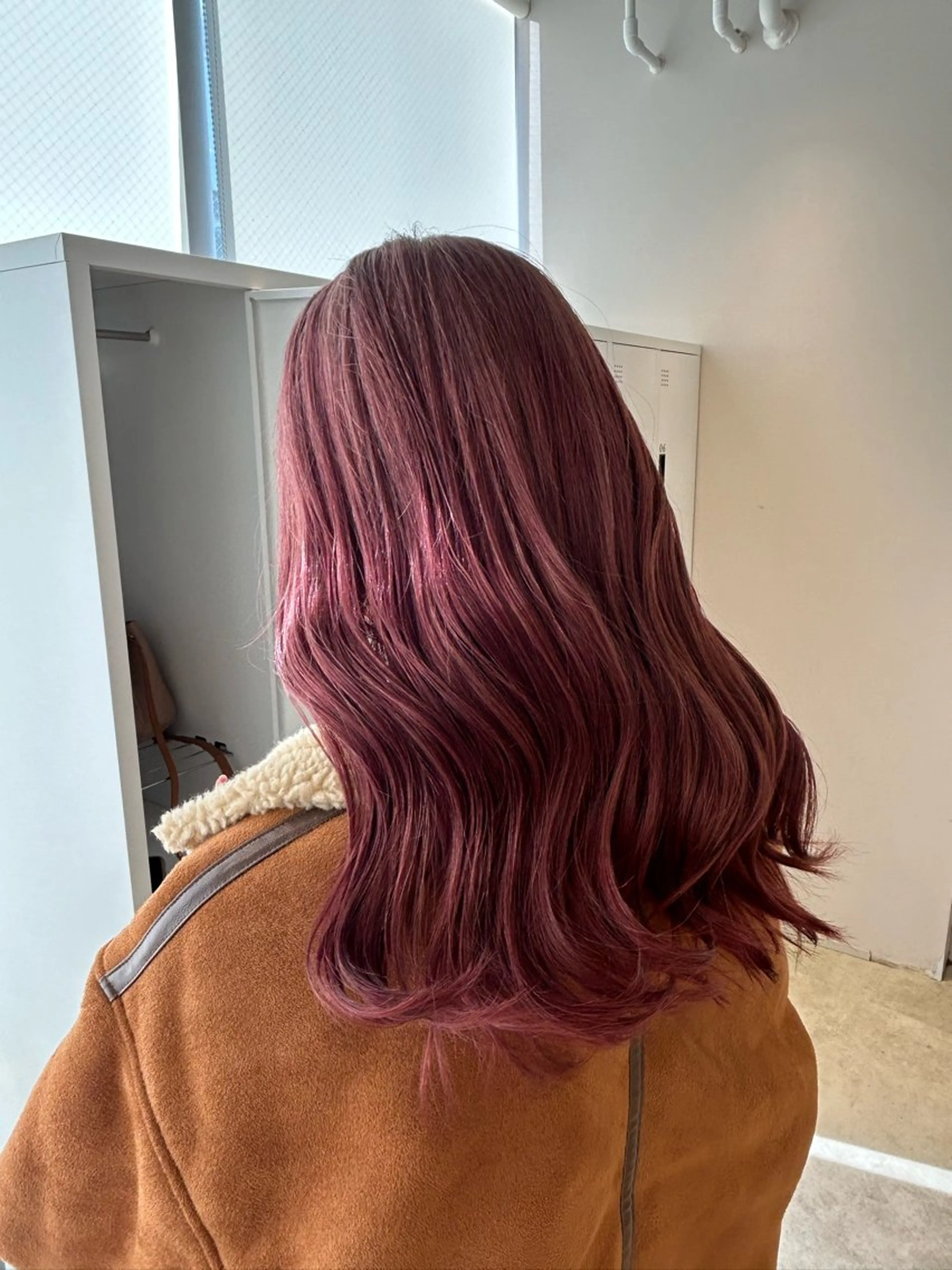 ミディアム カラー ボブレイヤー ベージュカラー ケアカラー 透明感カラー ダブルカラー カット ヘアカラー ピンク/ベージュ /似合わせ/田島百華のヘアスタイル