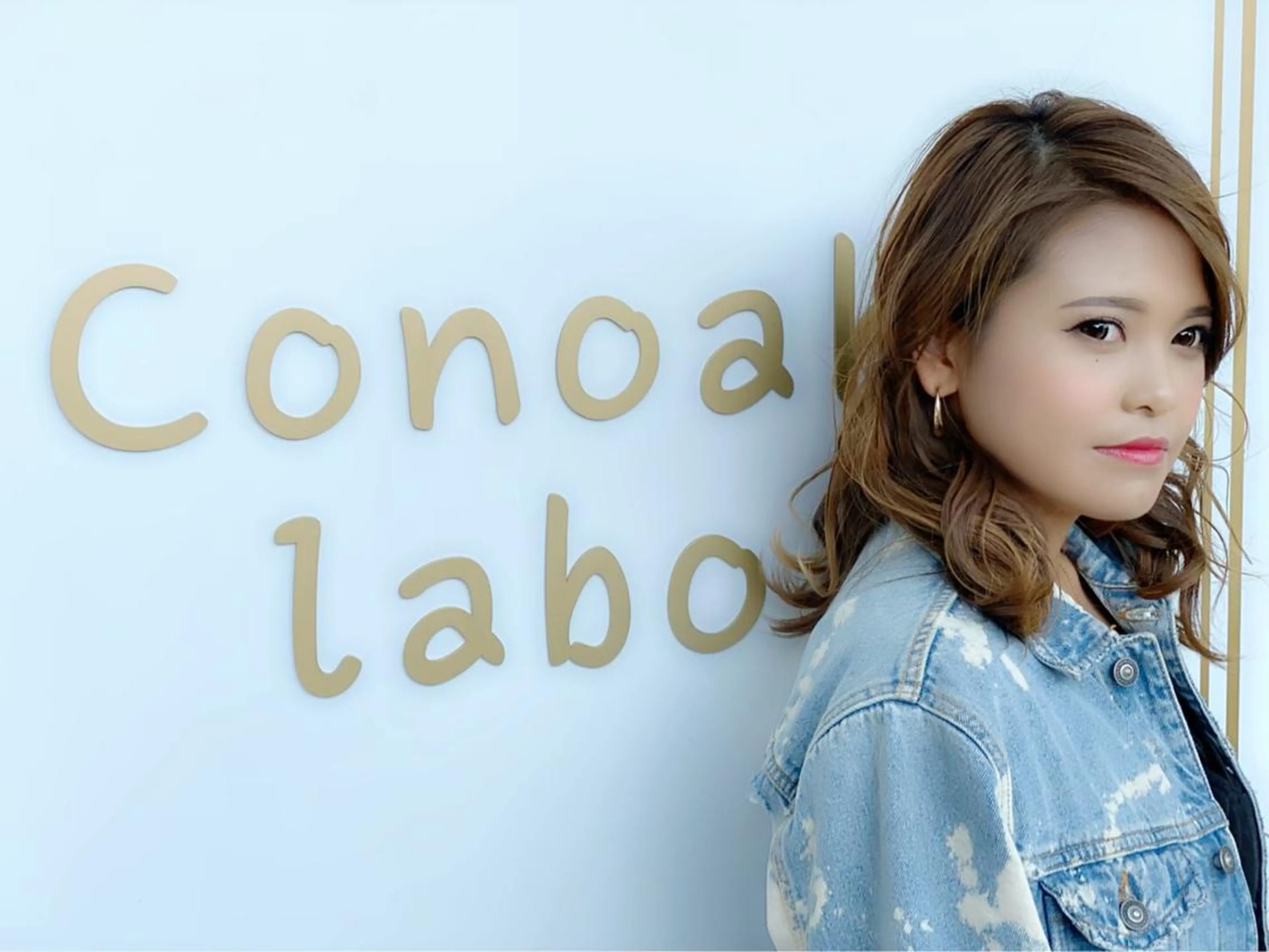 カラー パーマ 白髪ぼかしハイライト 💫ミネ ヒロシのヘアスタイル