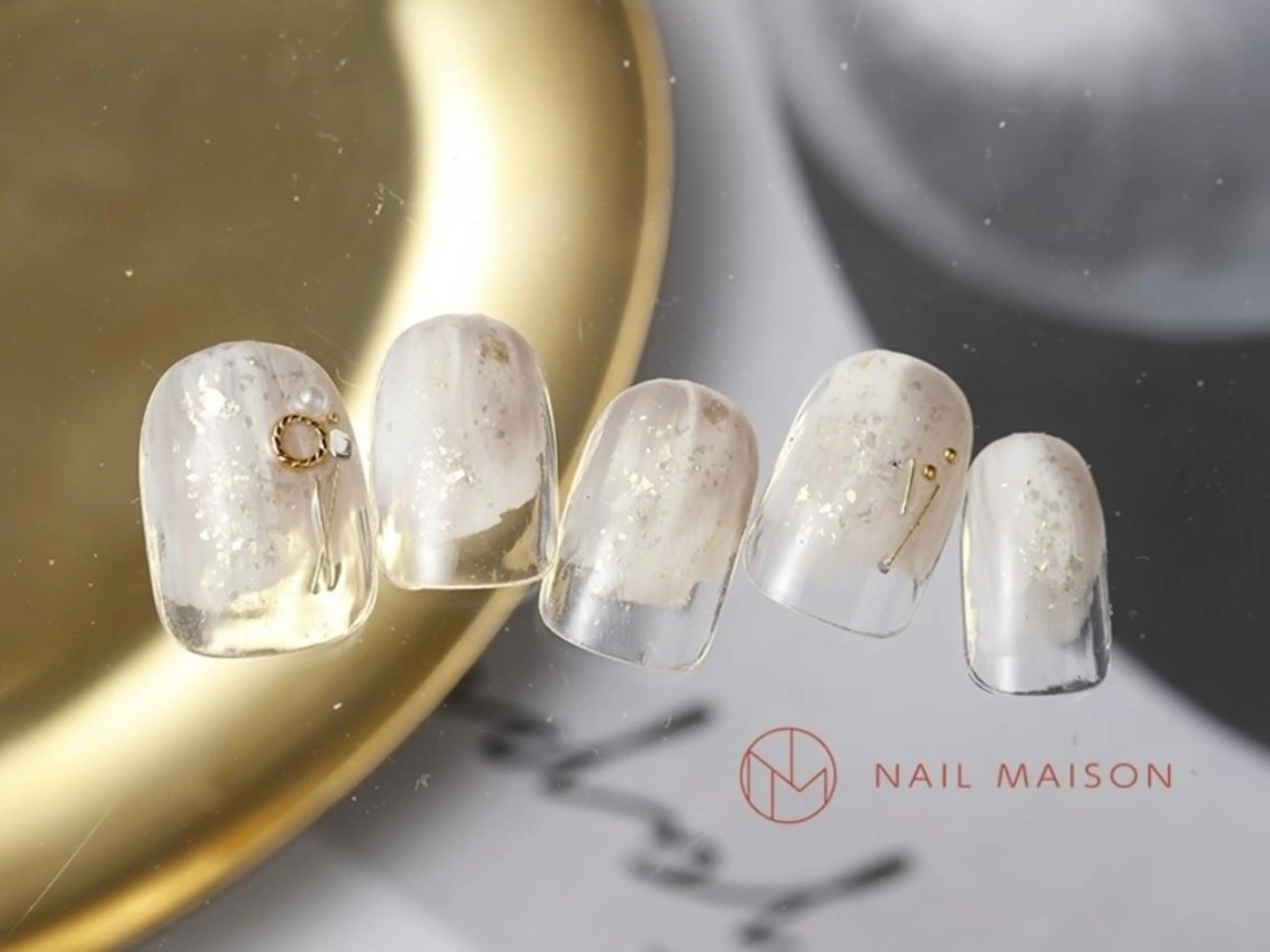 ネイル T RIRIKAのネイルデザイン