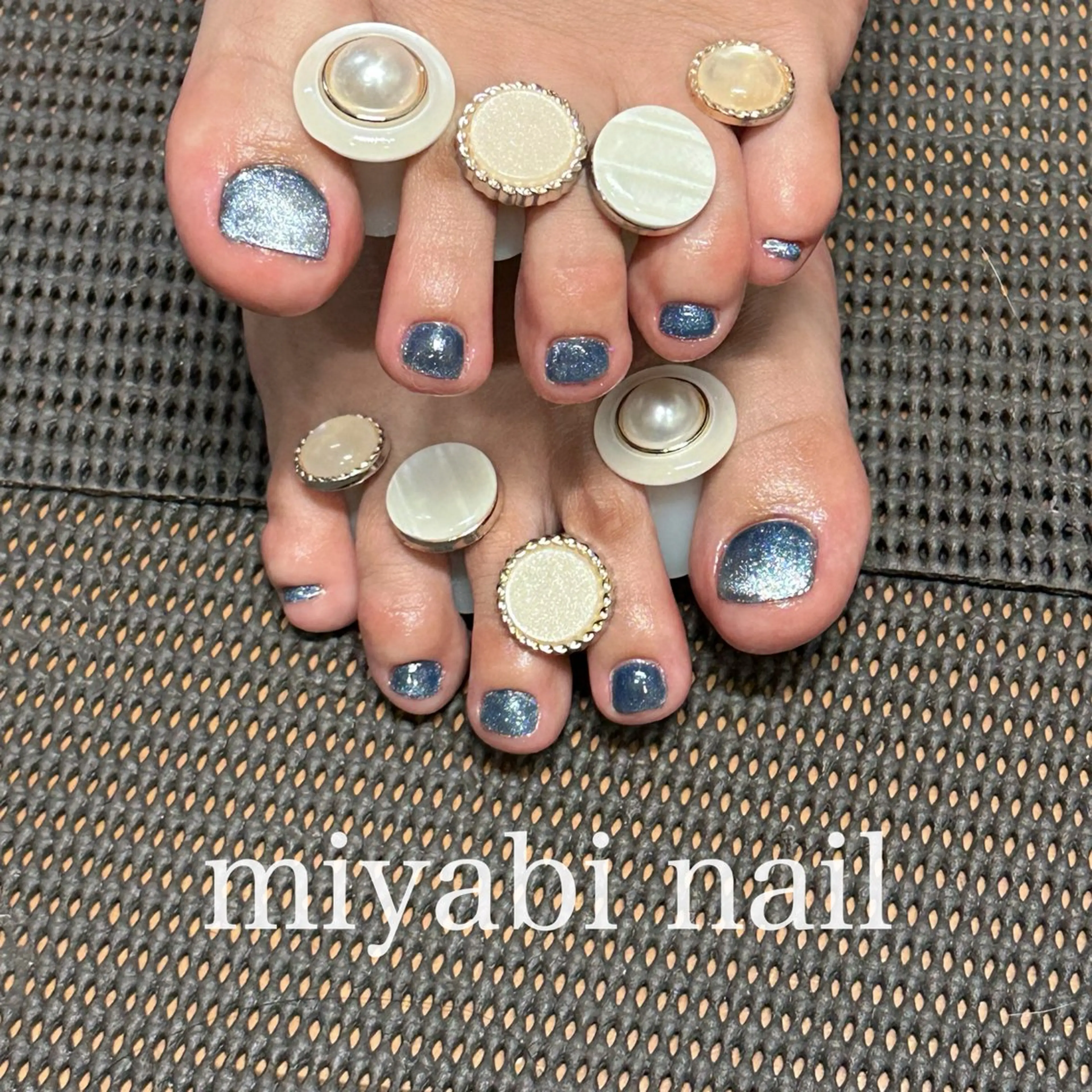 ネイル ブルー フットネイル ジェルネイル マグネットネイル フットネイル miyabi nail 桂川駅近くのネイルデザイン