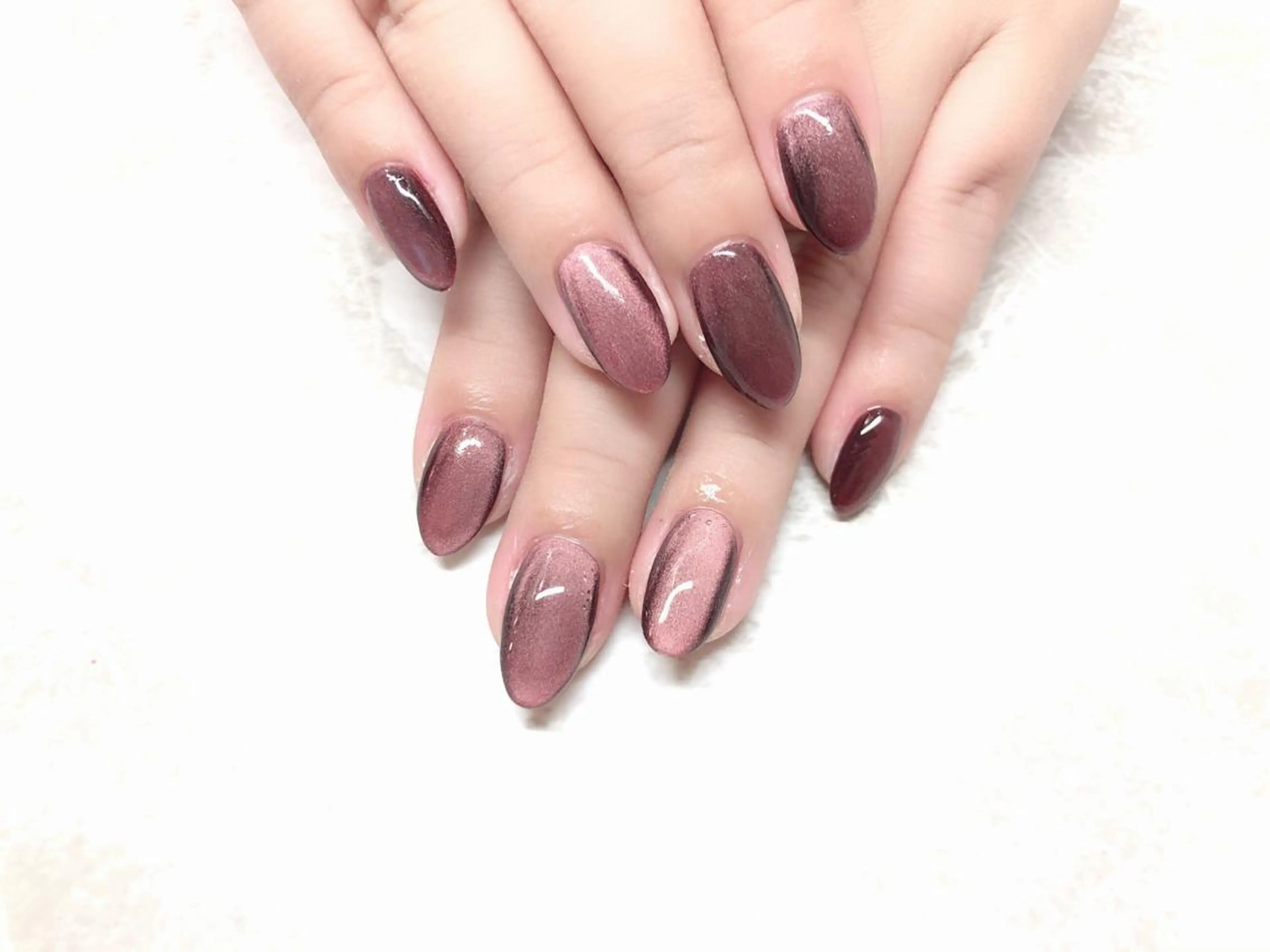 ネイル ハンドネイル マジック ミラーのネイルデザイン