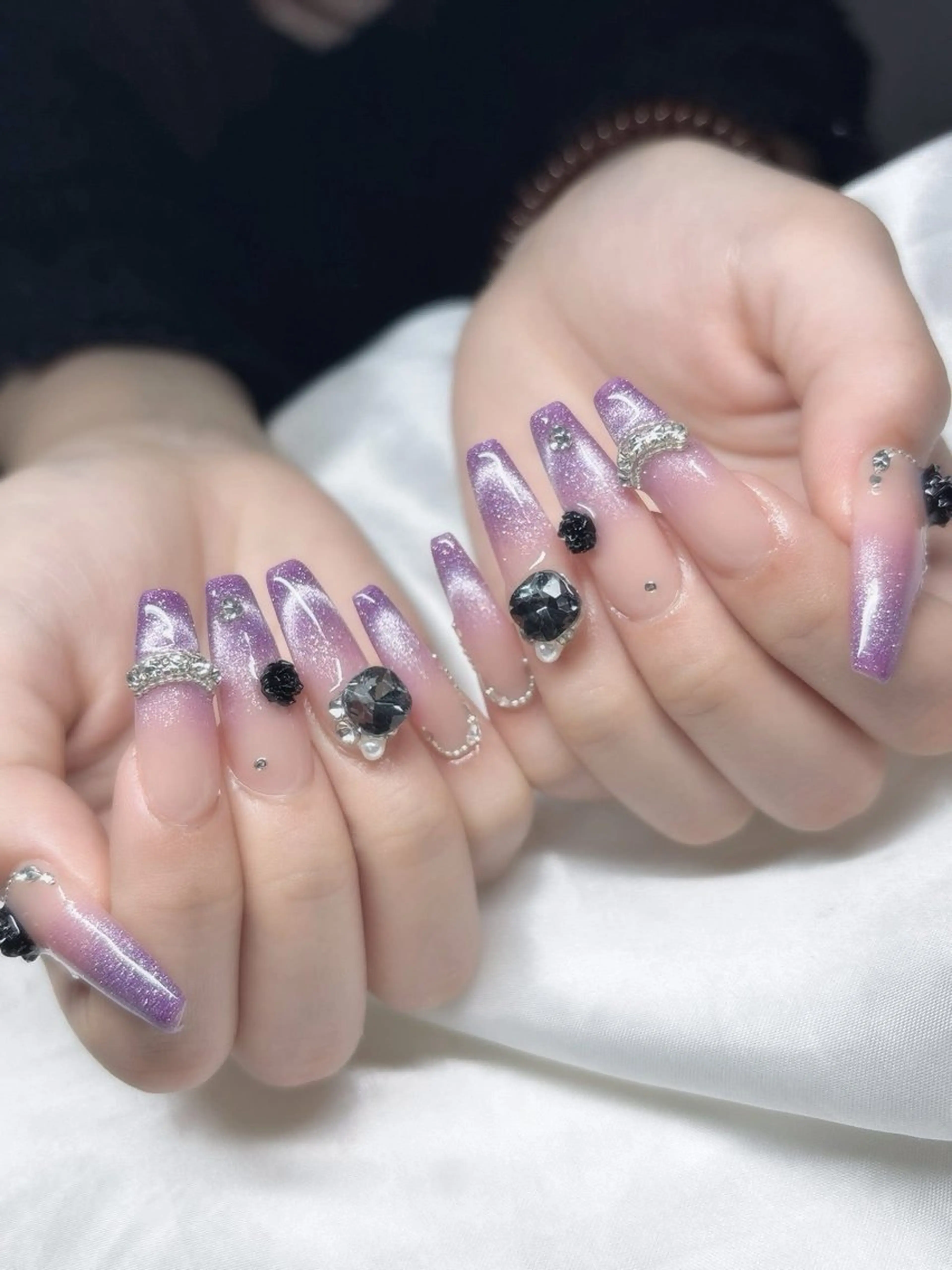 ネイル 長さ出し フレンチネイル グラデーション 卒業式 マグネットネイル ハンドネイル MIHANA ZENのネイルデザイン