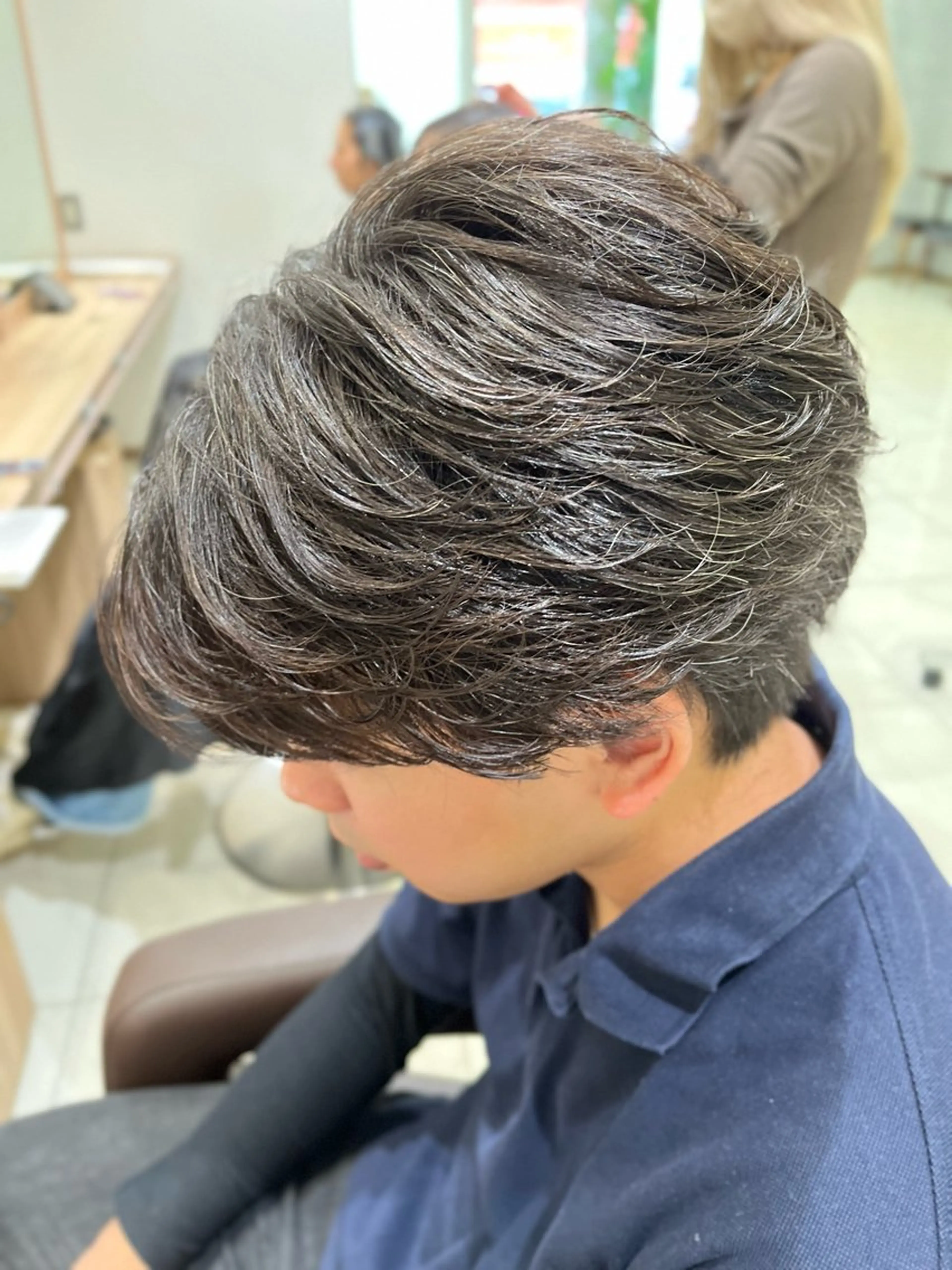 パーマ メンズ カット パーマ トリートメント ヘアセット 【メンズパーマ✨️ 髪質改善矯正】岩城のヘアスタイル