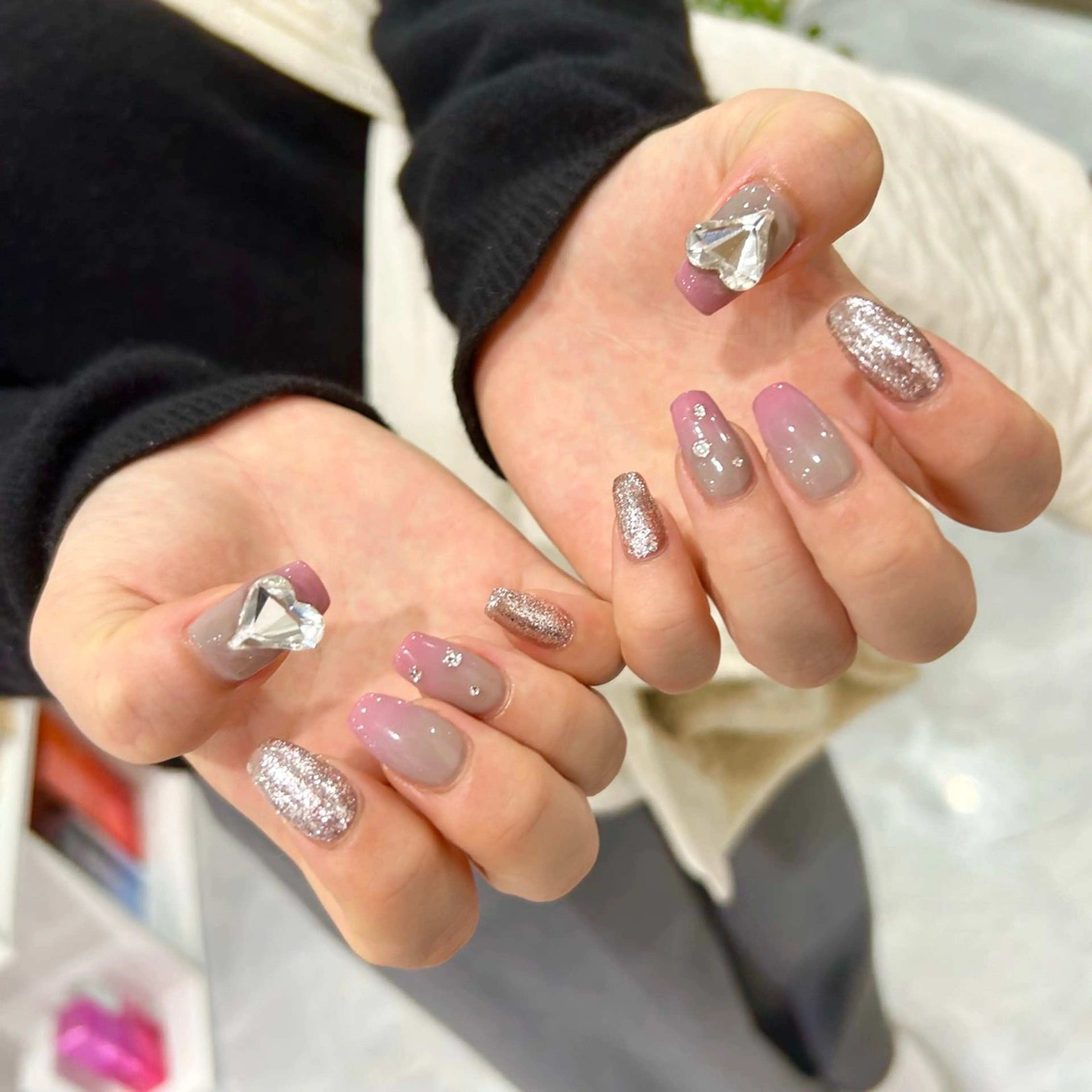 ネイル 持ち込み ピンク ハンドネイル RYO ／Amourのネイルデザイン